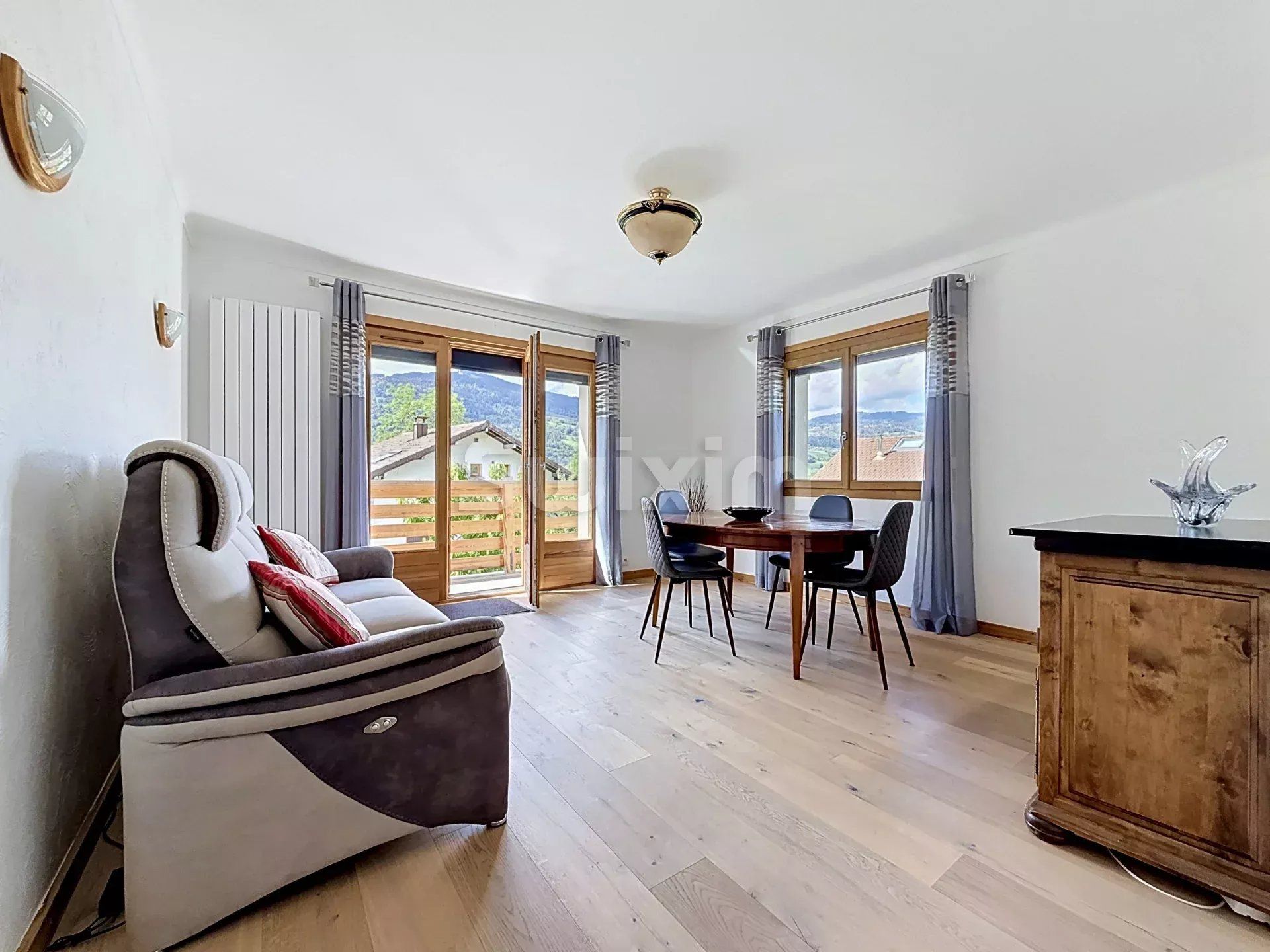 casa 10 Salas en venta en Passy (74190)