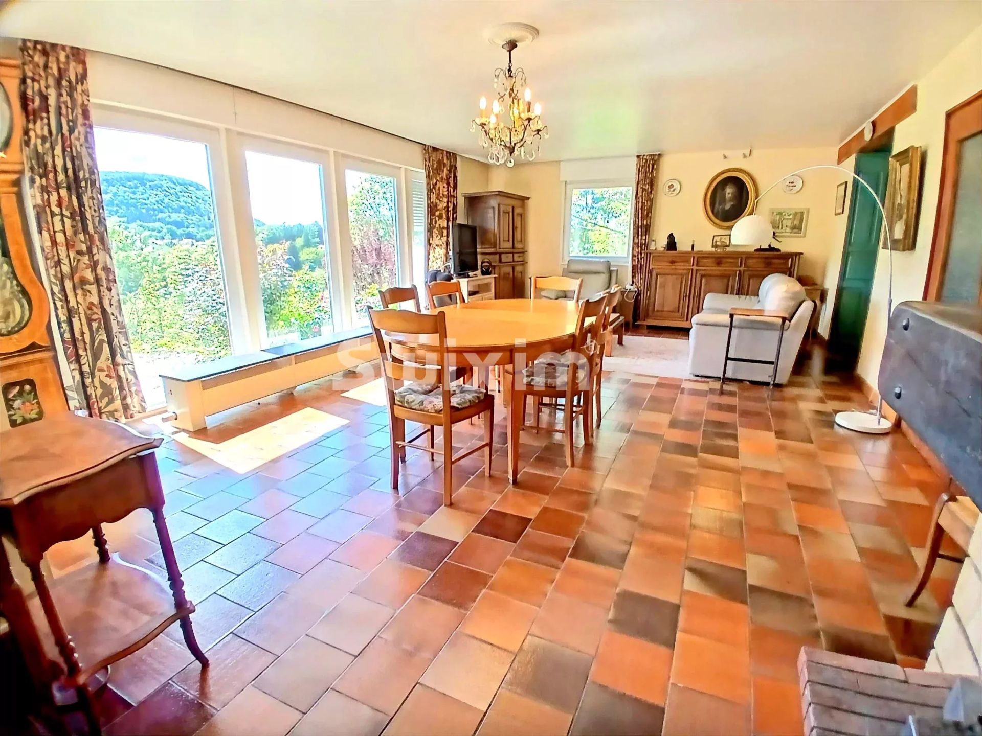 maison 11 Pièces en vente sur Champagnole (39300)