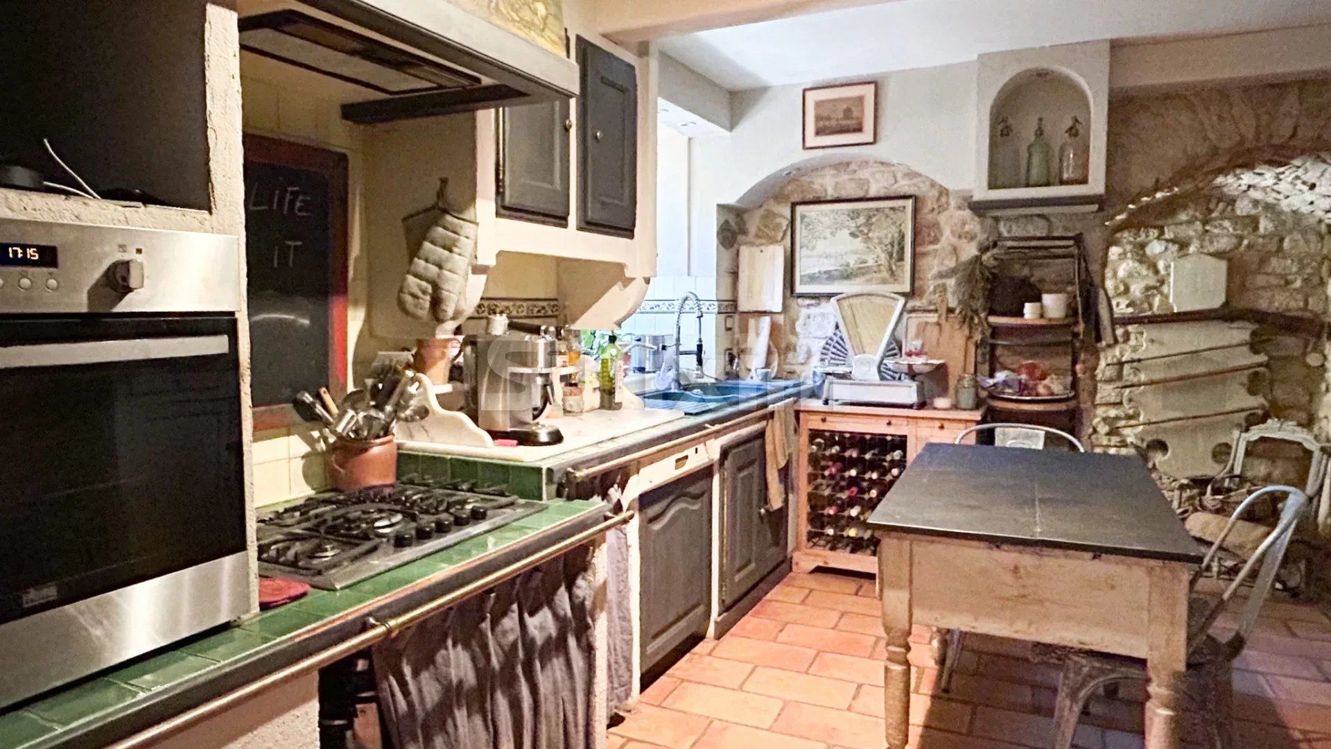 maison 7 Pièces en vente sur Chusclan (30200)