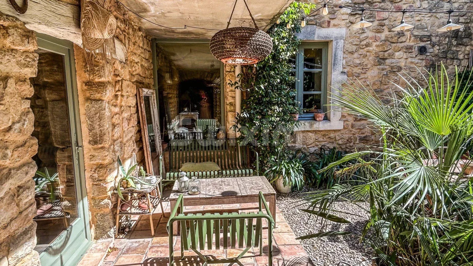 maison 7 Pièces en vente sur Chusclan (30200)