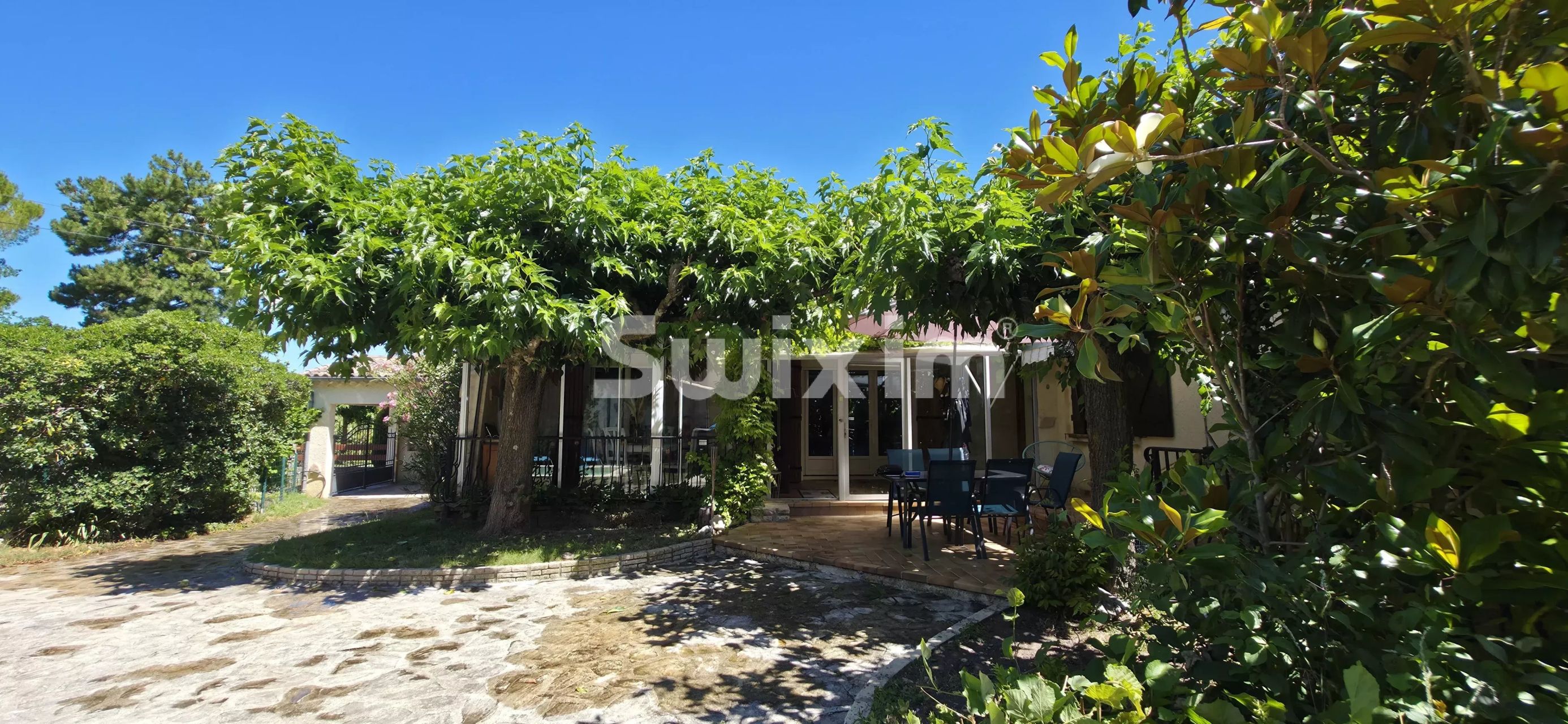 villa 6 Pièces en vente sur Valréas (84600)