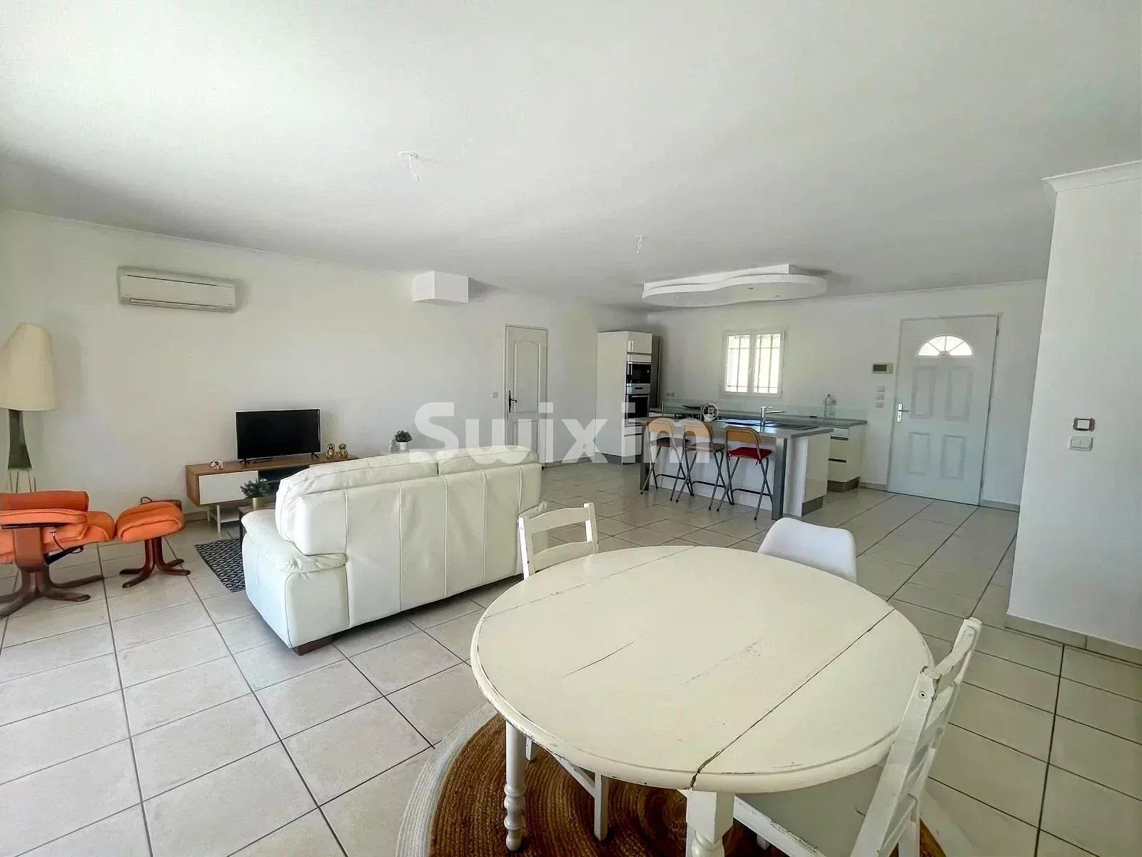 house 4 Rooms for sale on Roquebrune-sur-Argens (83520)