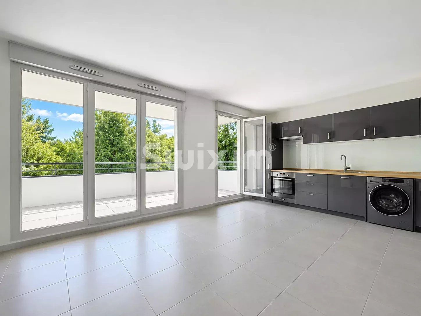 apartamento 3 Salas en venta en Ferney-Voltaire (01210)