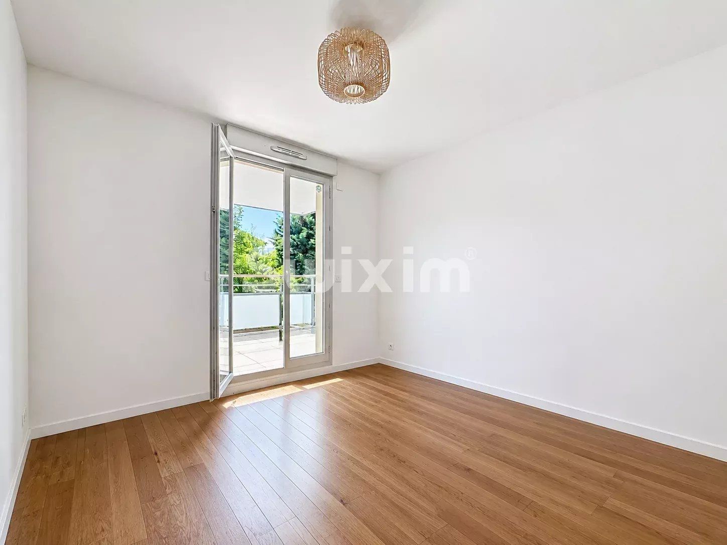apartamento 3 Salas en venta en Ferney-Voltaire (01210)