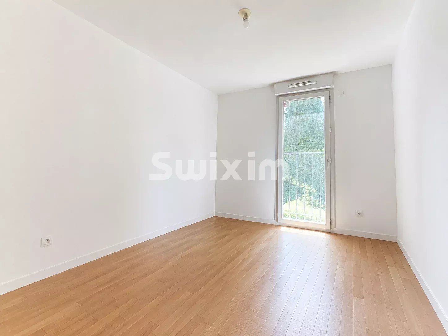 apartamento 3 Salas en venta en Ferney-Voltaire (01210)