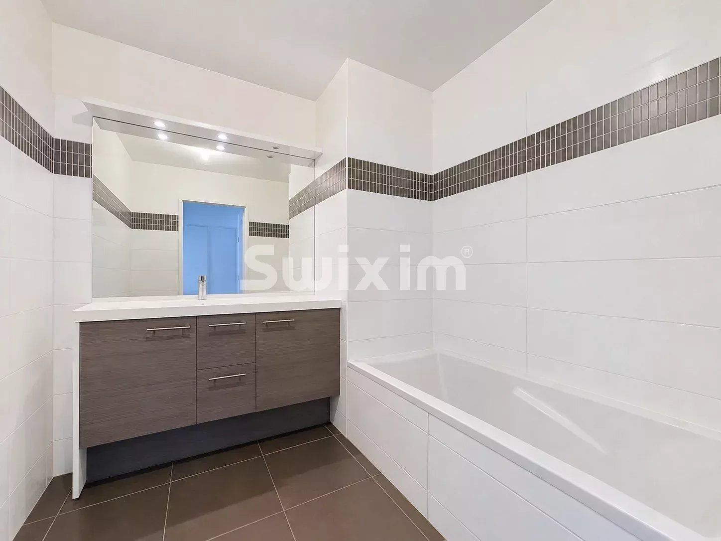 apartamento 3 Salas en venta en Ferney-Voltaire (01210)