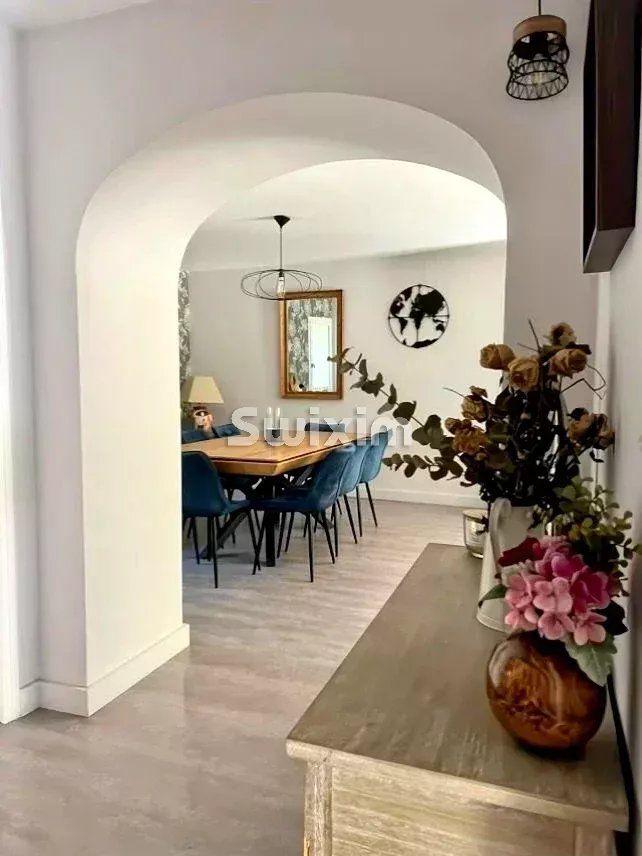 mas 10 Camere in vendita su Caderousse (84860)