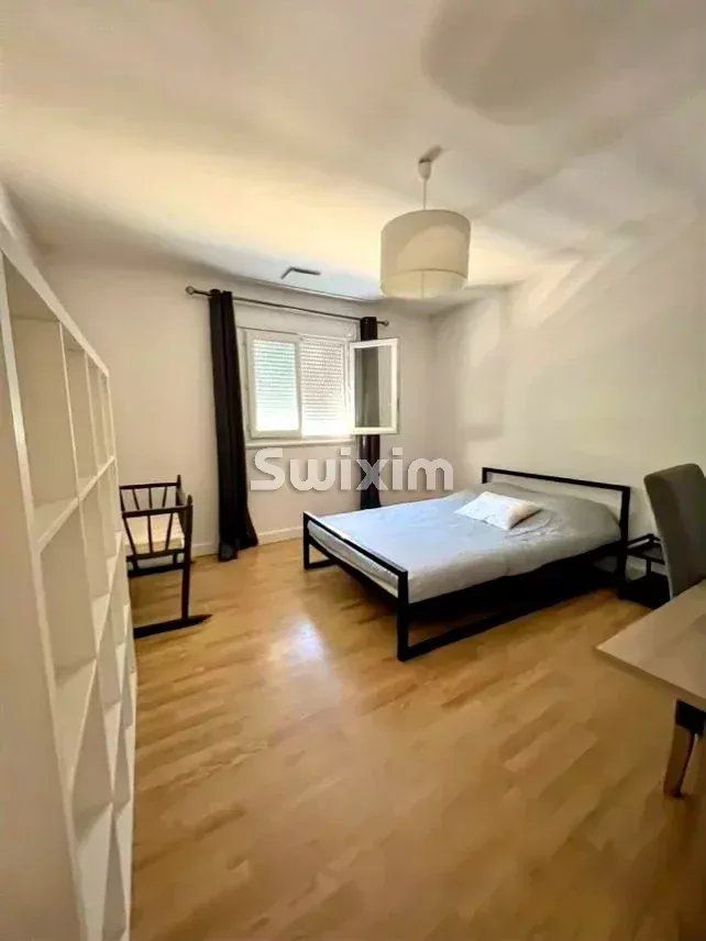 mas 10 Camere in vendita su Caderousse (84860)