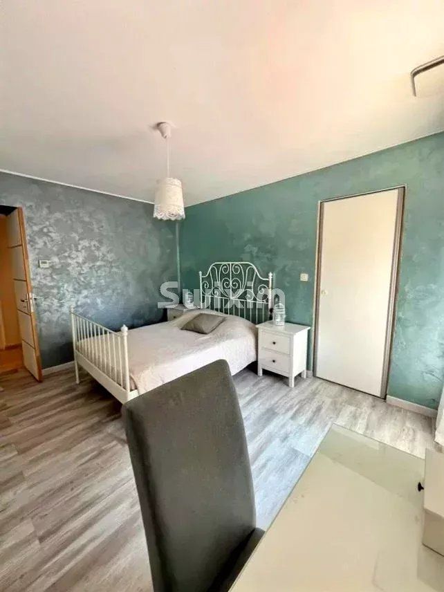 mas 10 Camere in vendita su Caderousse (84860)