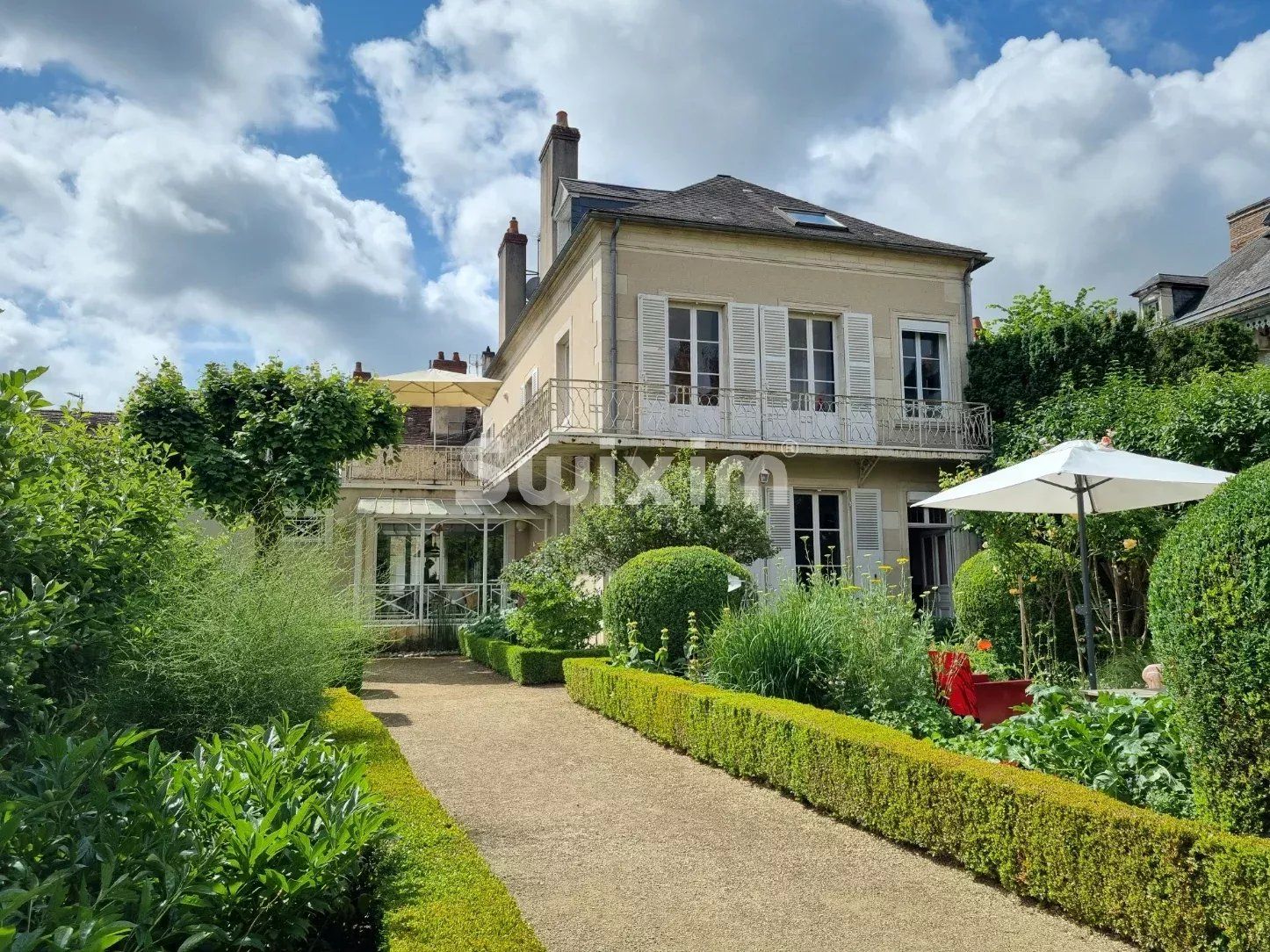 proprietà 13 Camere in vendita su Clamecy (58500)