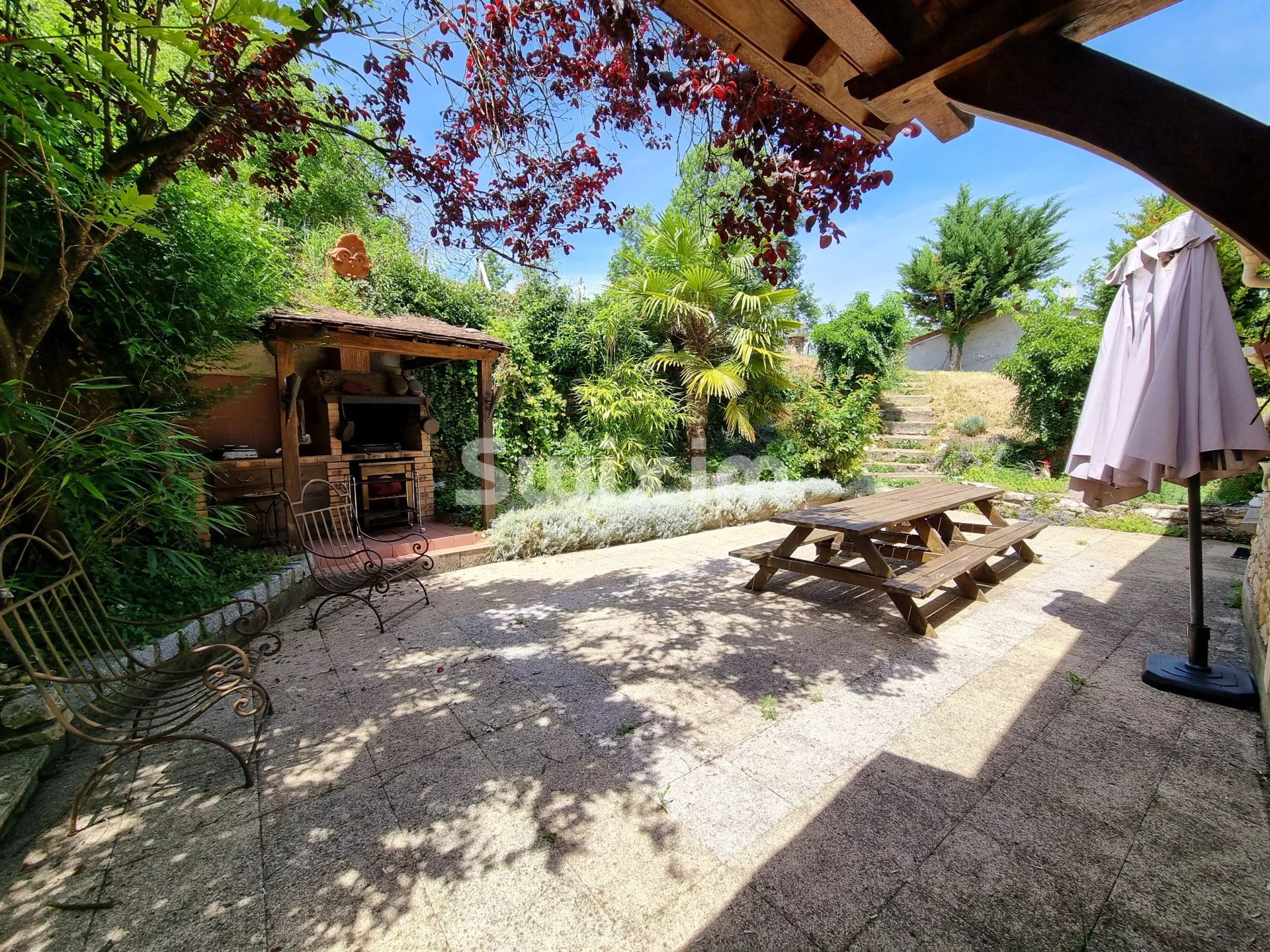 casa 7 Camere in vendita su Cuncy-lès-Varzy (58210)