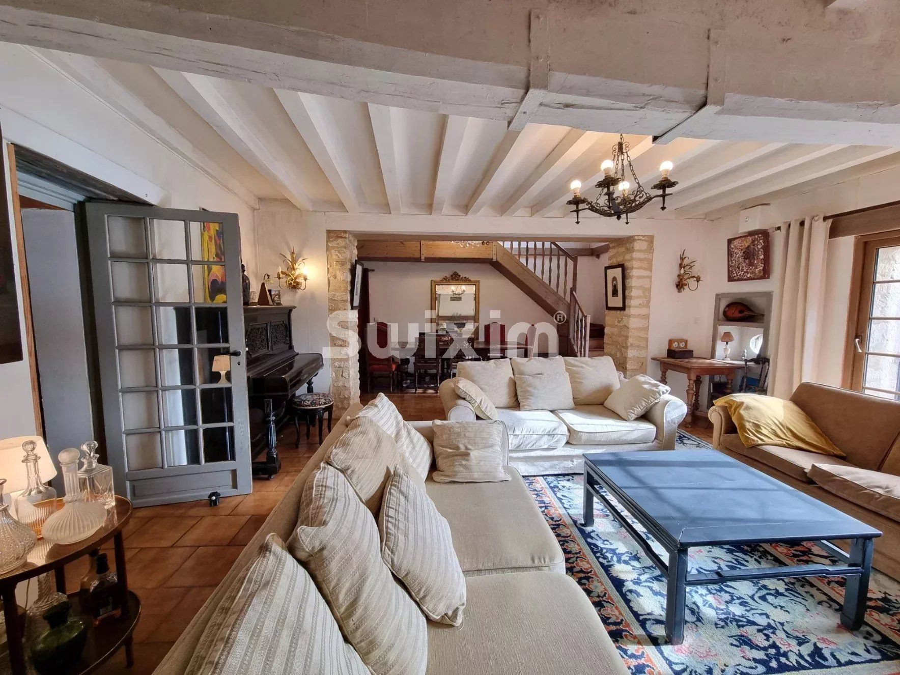 casa 7 Camere in vendita su Cuncy-lès-Varzy (58210)