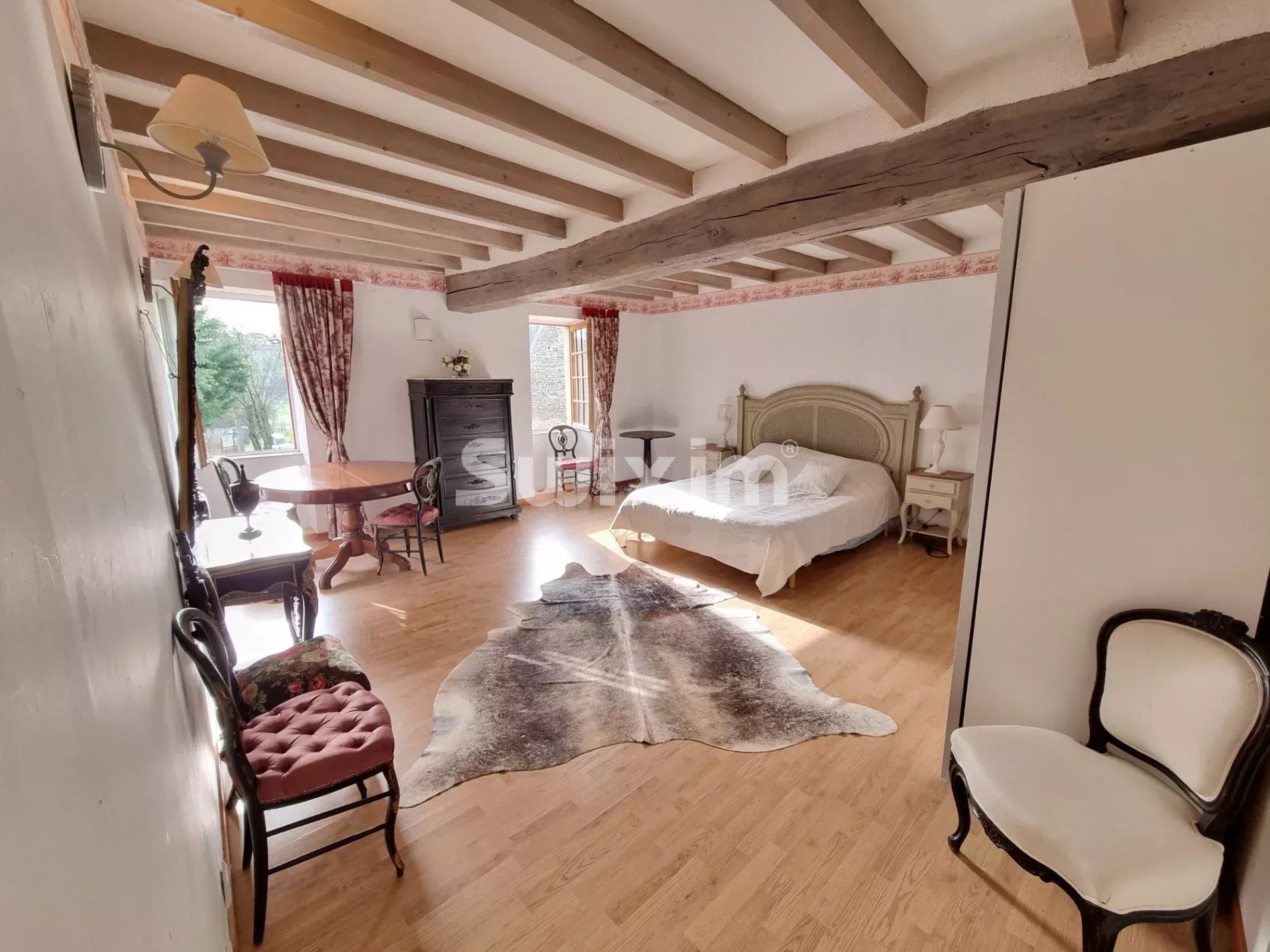 casa 7 Camere in vendita su Cuncy-lès-Varzy (58210)