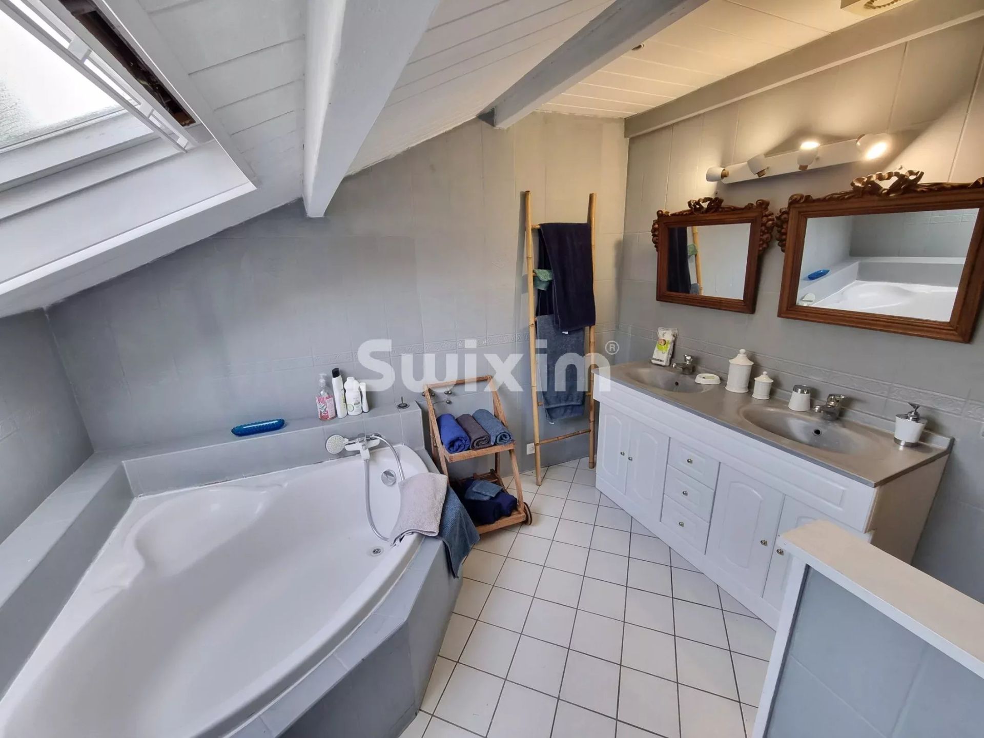 casa 7 Camere in vendita su Cuncy-lès-Varzy (58210)