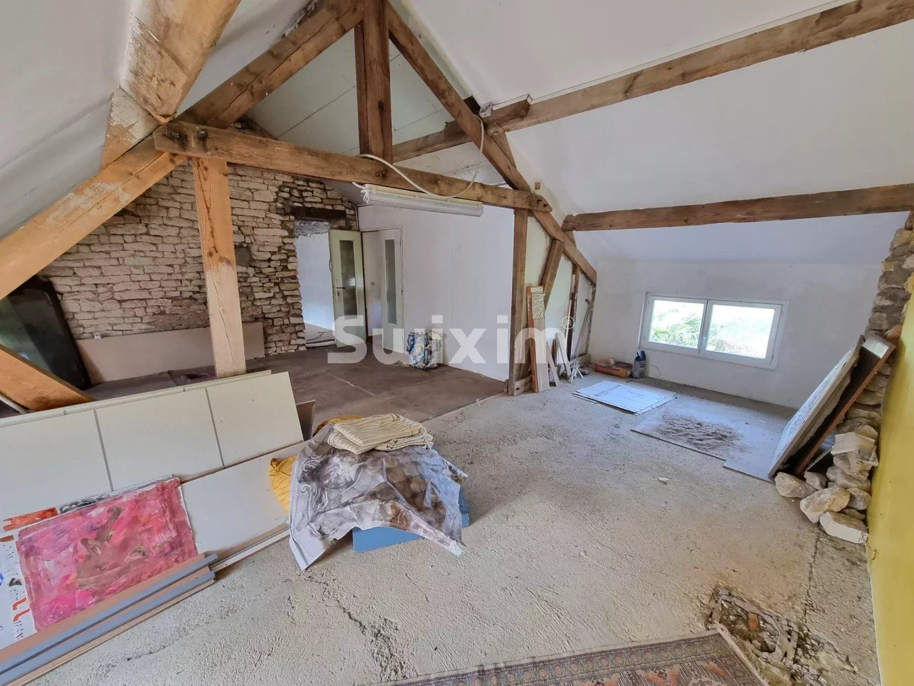 casa 7 Camere in vendita su Cuncy-lès-Varzy (58210)