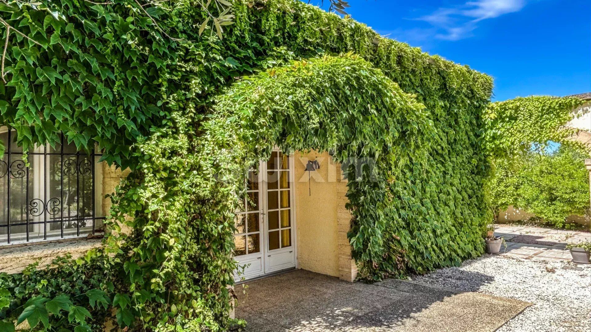 villa 4 Salas en venta en Uzès (30700)