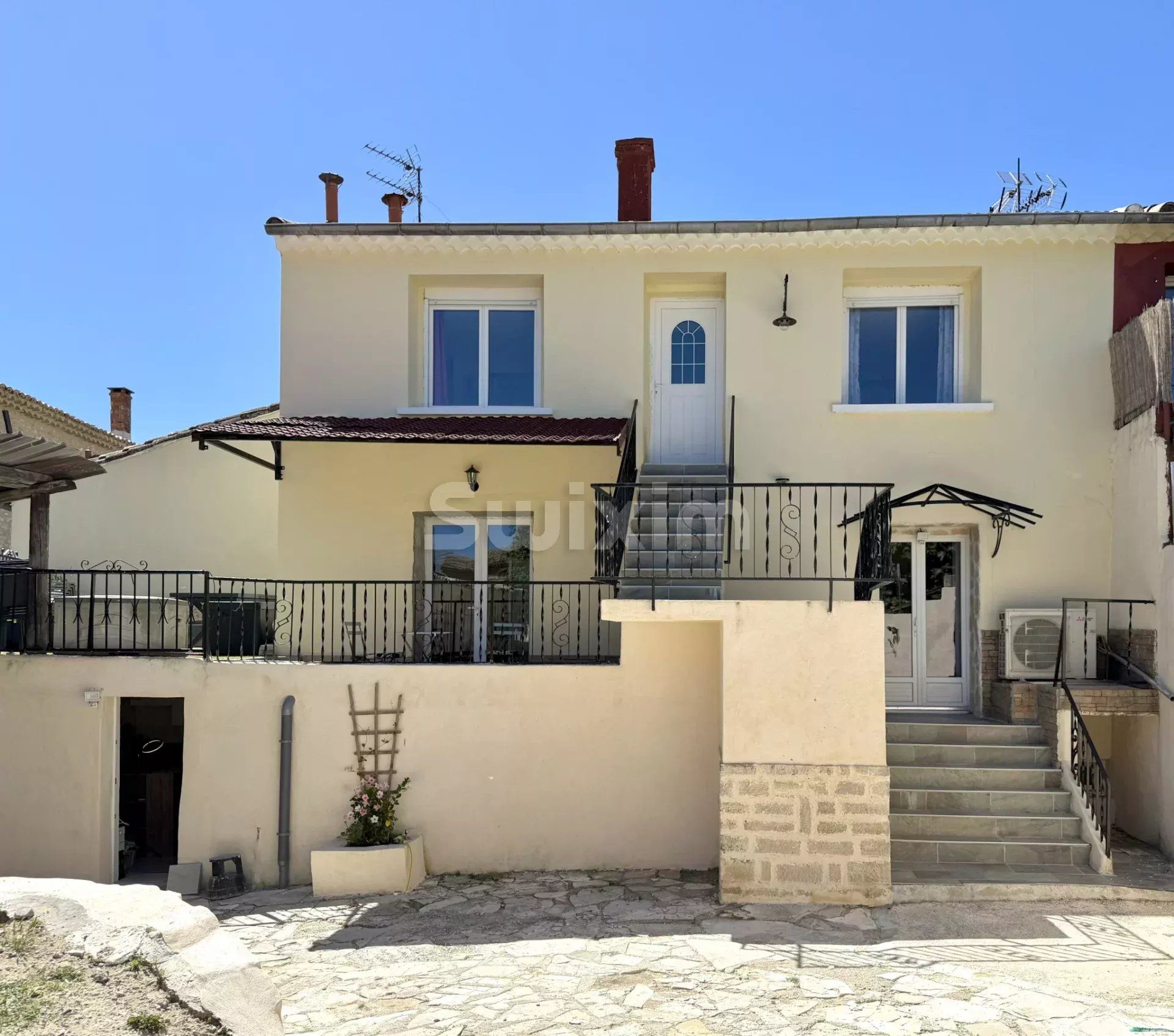 casa 10 Quartos para venda sobre Saint-Jean-de-Ceyrargues (30360)
