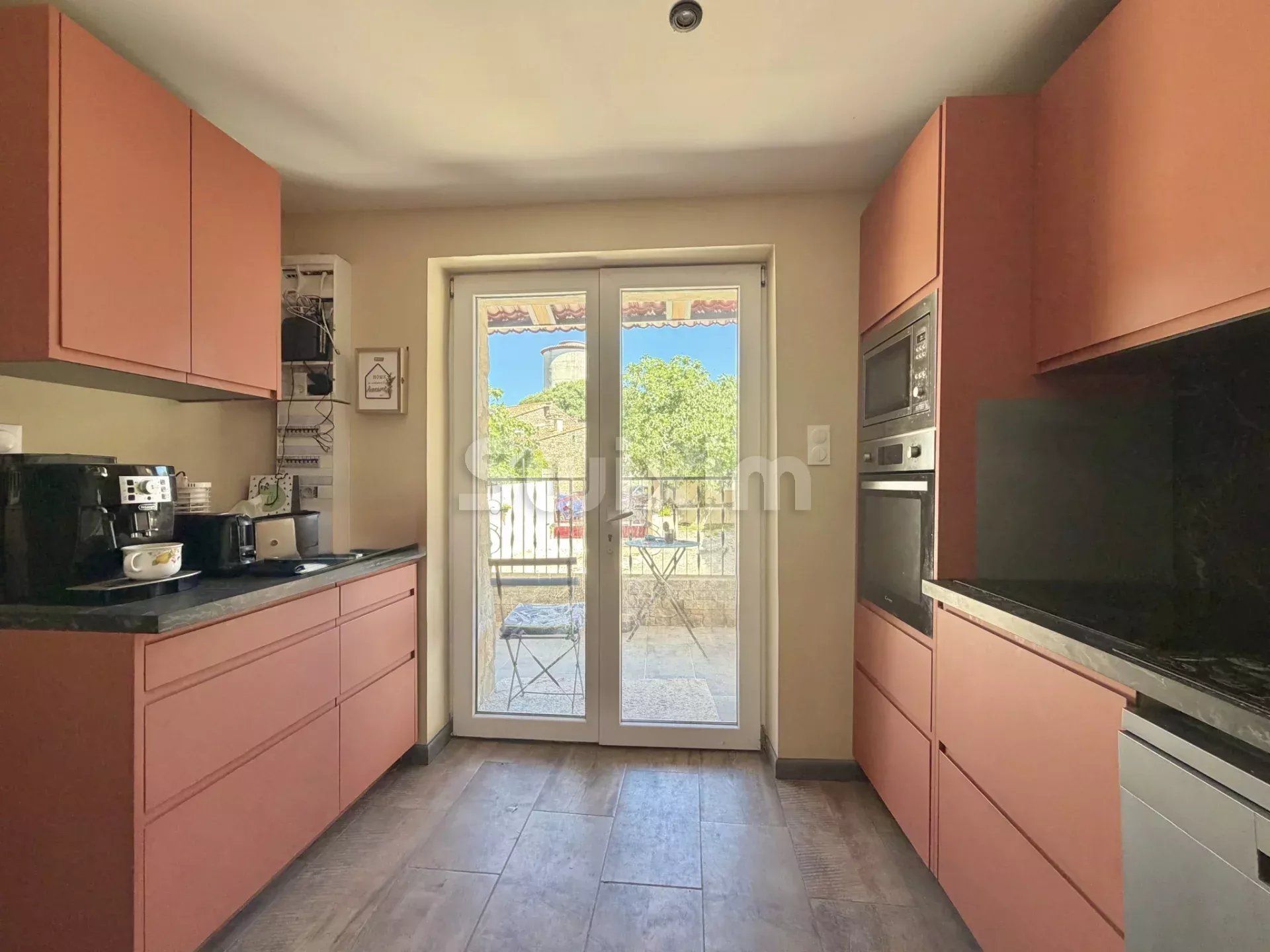 casa 10 Quartos para venda sobre Saint-Jean-de-Ceyrargues (30360)