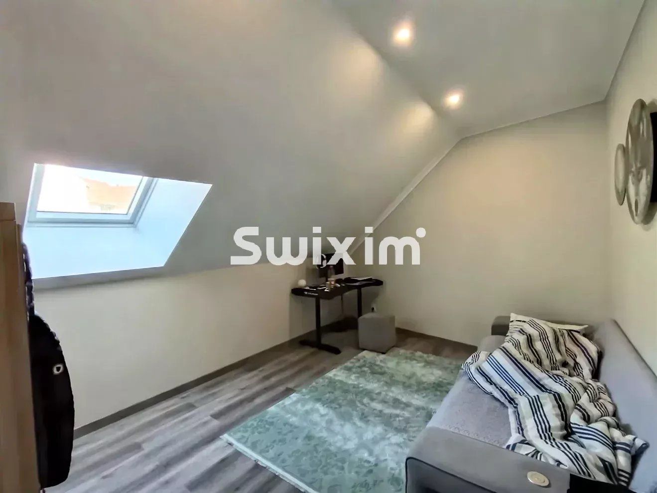 haus 7 Zimmer zum verkauf auf Lons-le-Saunier (39000)