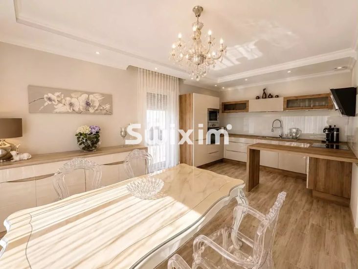 Venda Casa Lons-le-Saunier 7&nbsp;Quartos 150.36&nbsp;m²