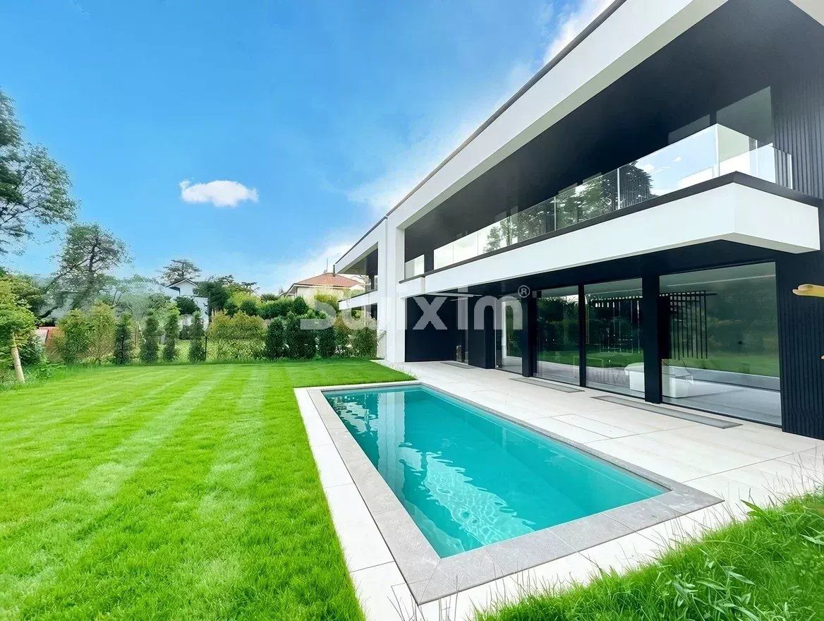 maison 6 Pièces en vente sur Chêne-Bougeries (1224)
