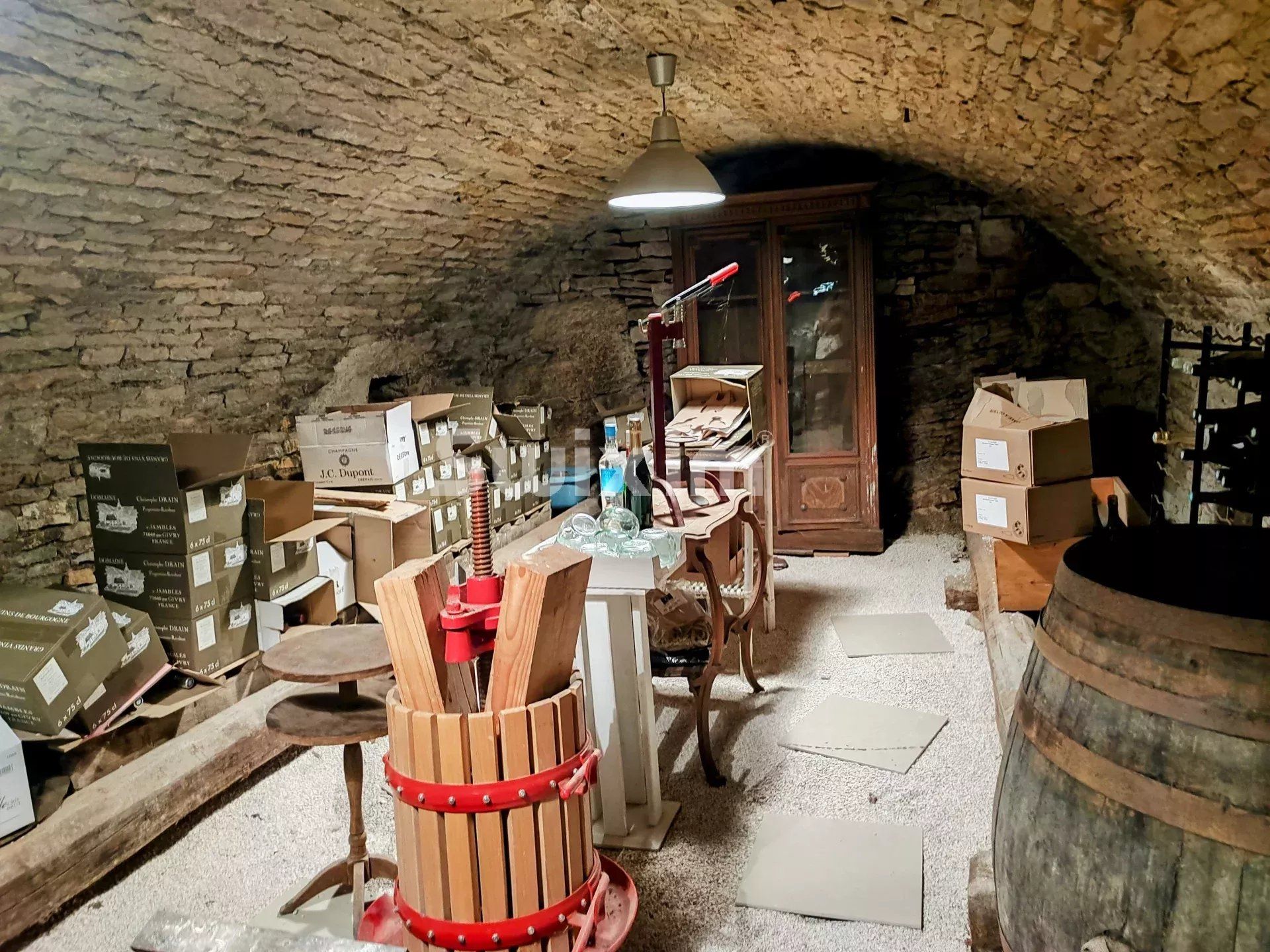 propriedade 15 Quartos para venda sobre Dijon (21000)