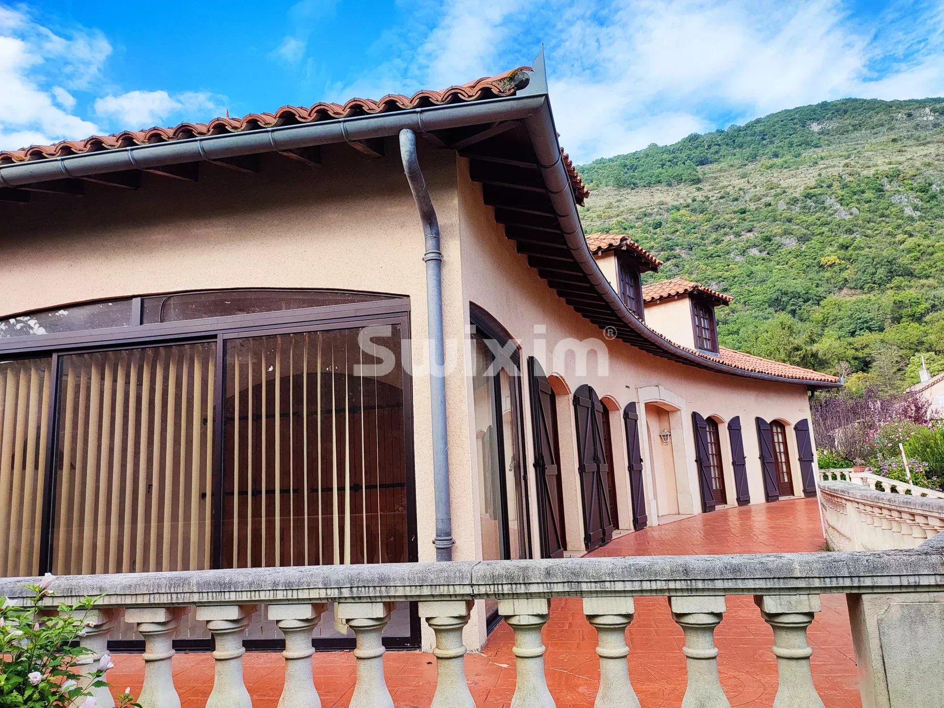 casa 8 Camere in vendita su Foix (09000)