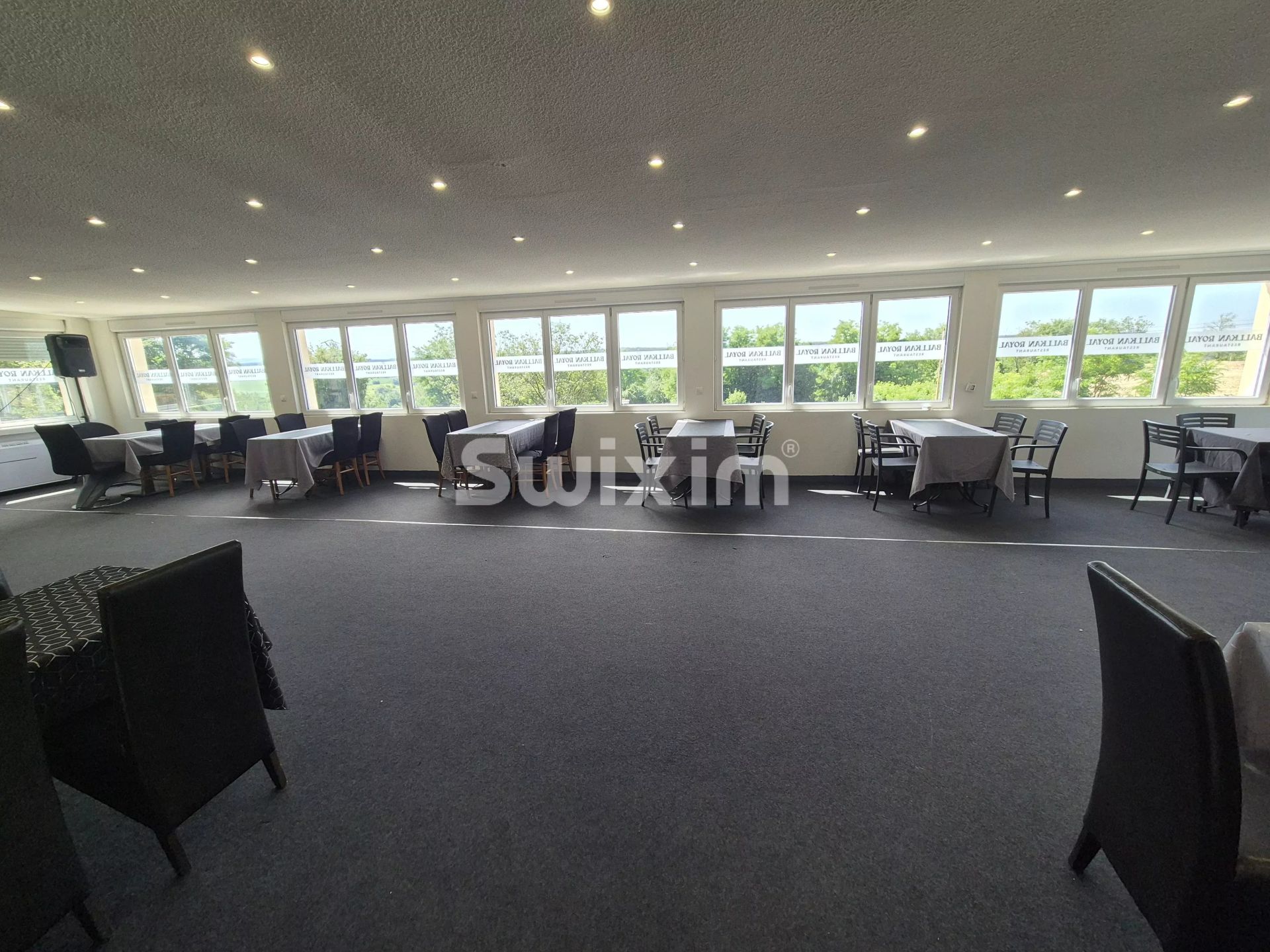 local comercial 14 Salas en venta en Lavans-lès-Dole (39700)