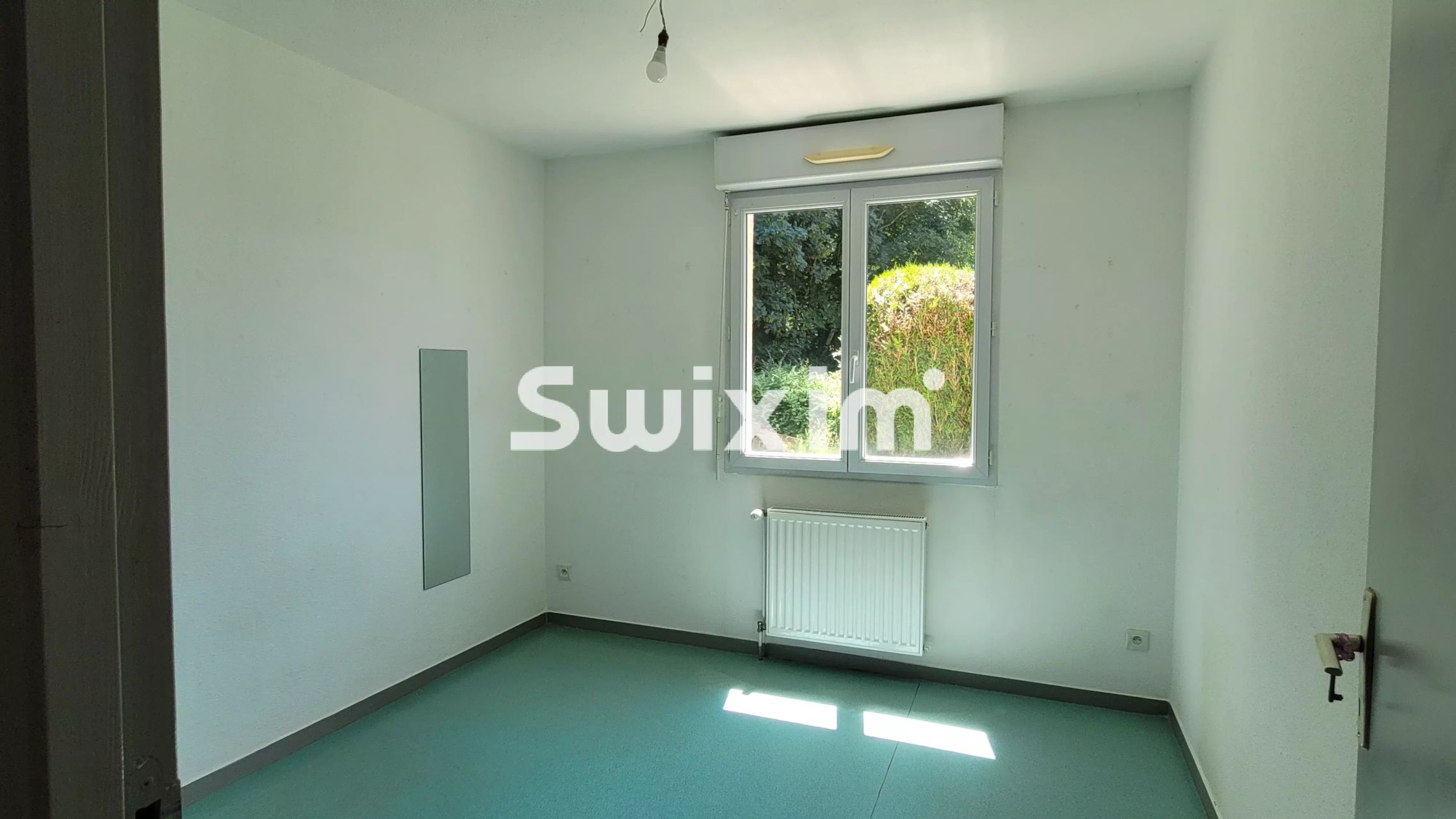 house 5 Rooms for sale on Lons-le-Saunier (39000)