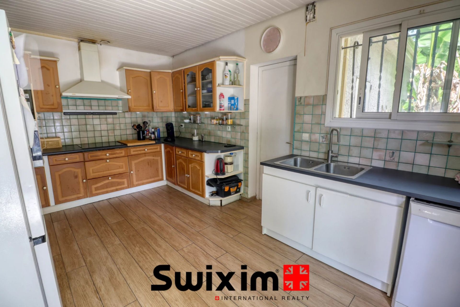 house 7 Rooms for sale on Eysines (33320)