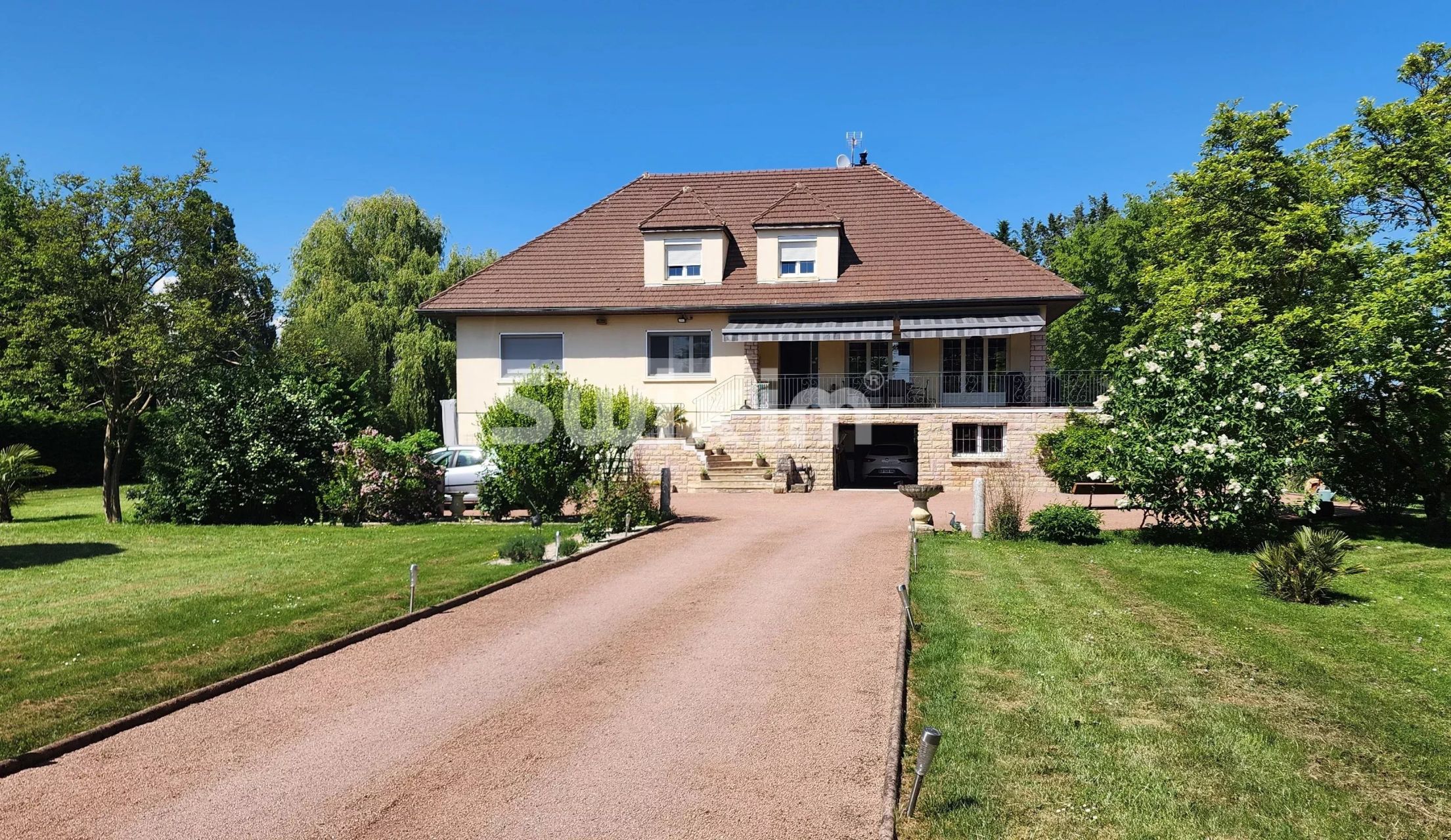 anwesen 10 Zimmer zum verkauf auf Fontaines (71150)