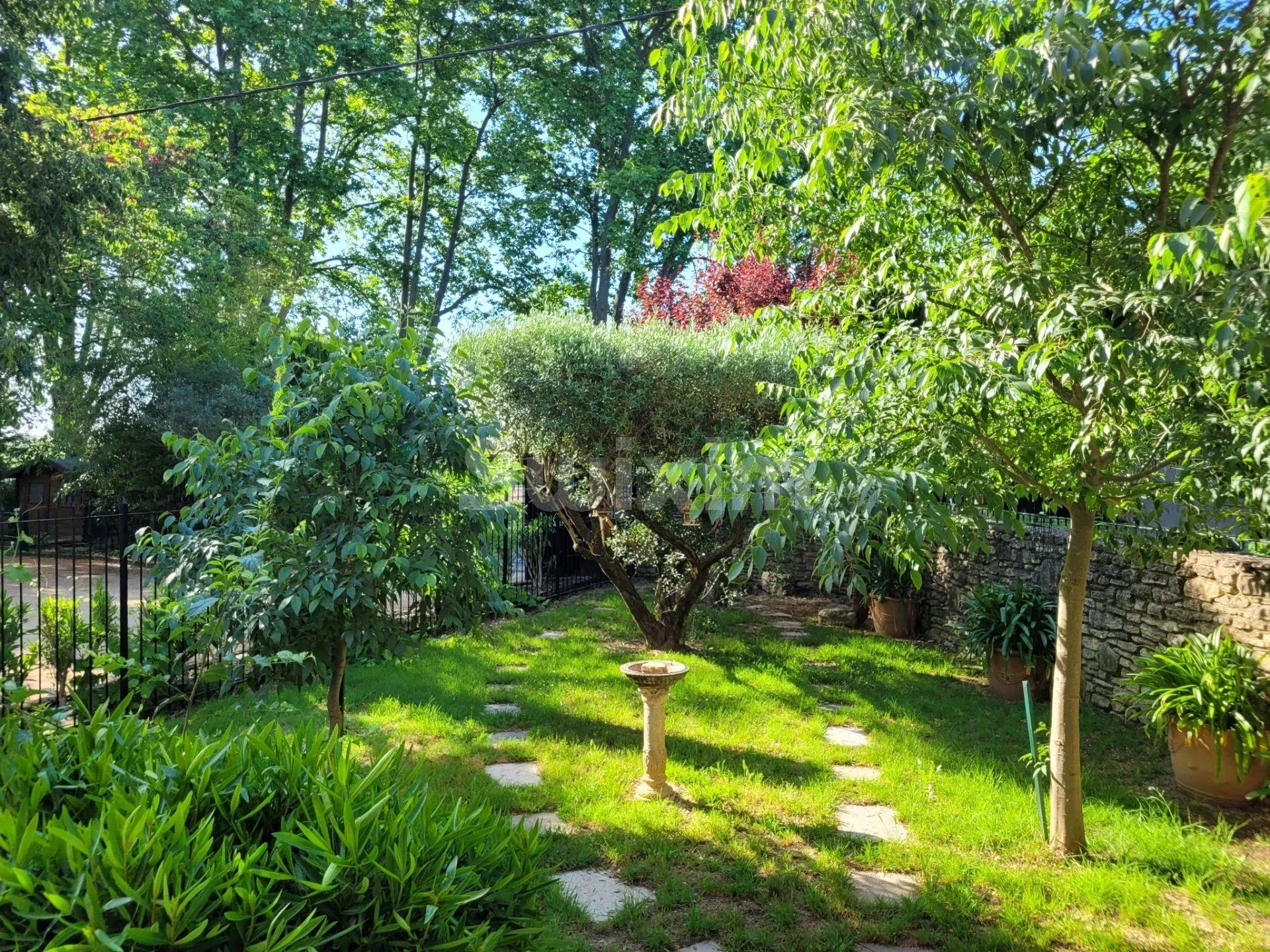 mas 12 Zimmer zum verkauf auf Arpaillargues-et-Aureillac (30700)