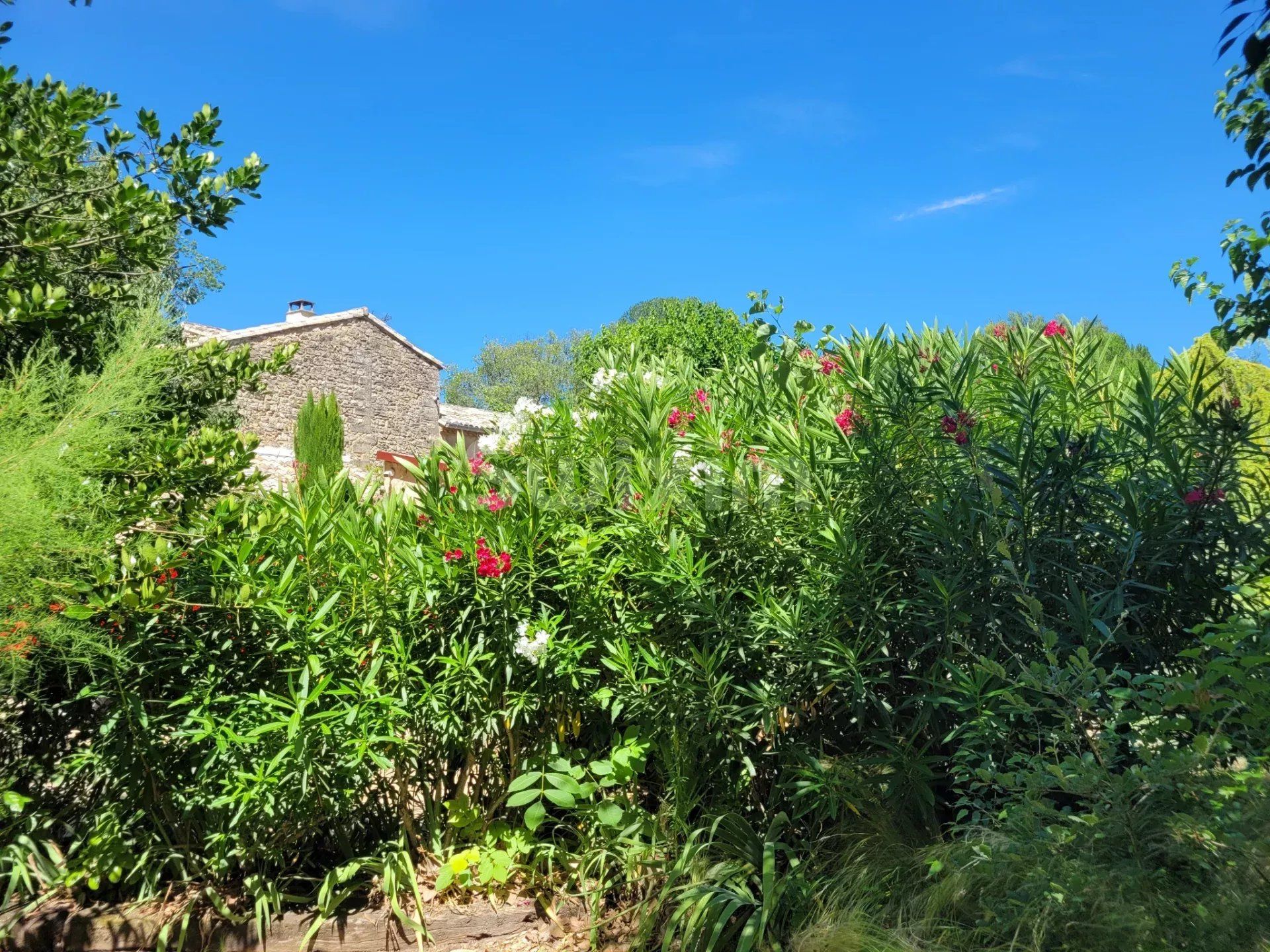 mas 12 Zimmer zum verkauf auf Arpaillargues-et-Aureillac (30700)