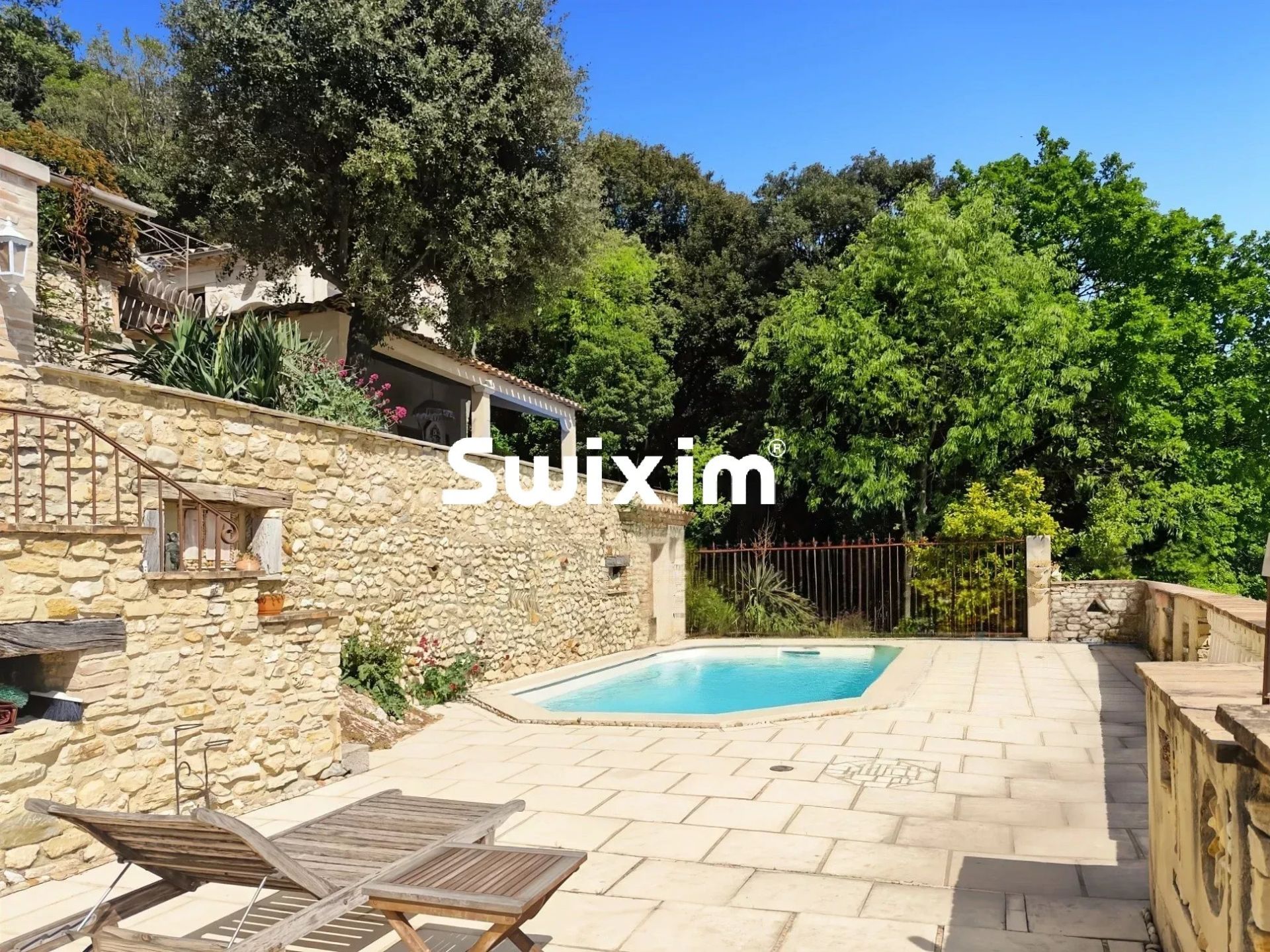 casa 10 Quartos para venda sobre Saint-Montan (07220)