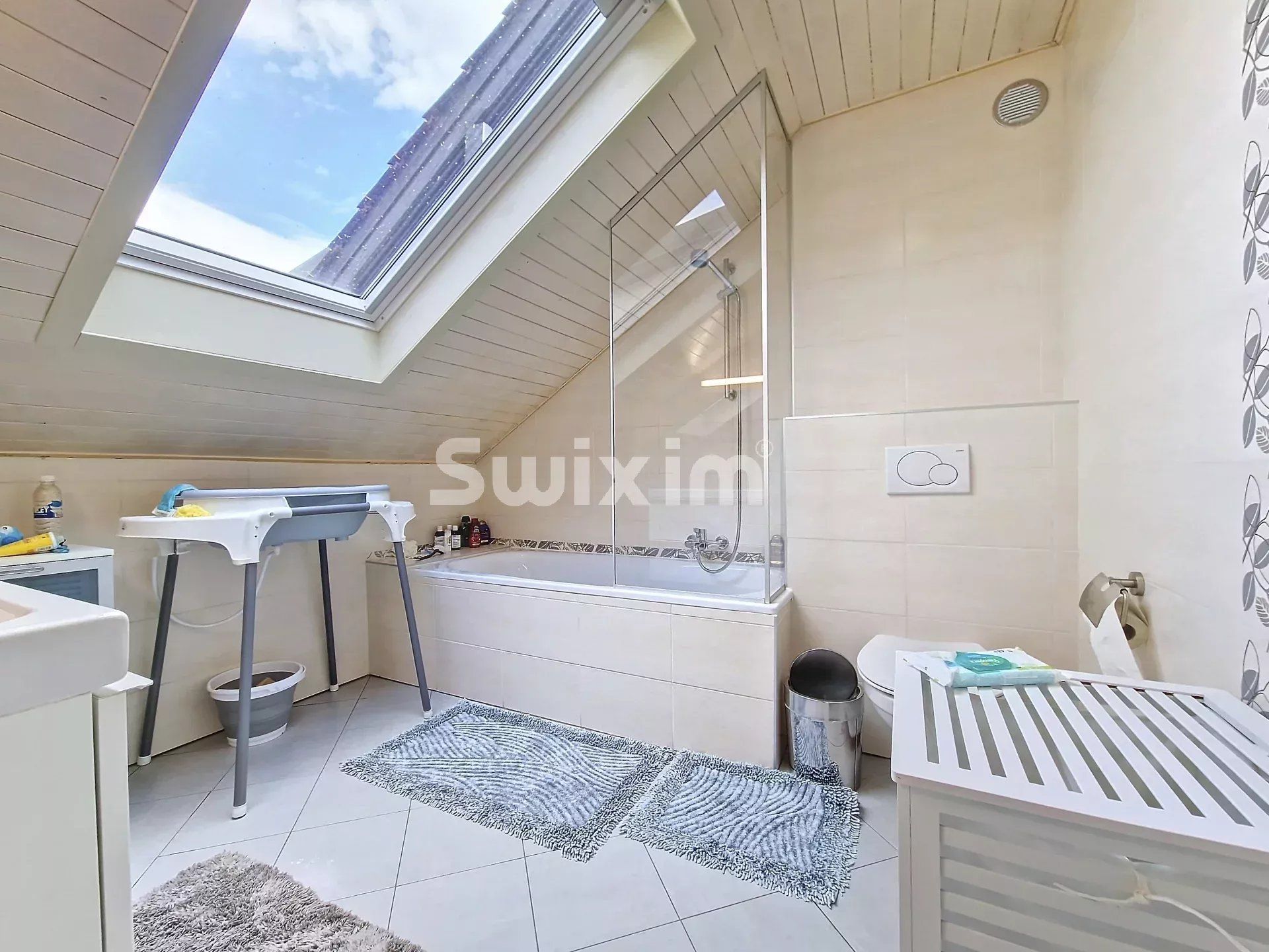maison 7 Pièces en location sur Lancy (1212)