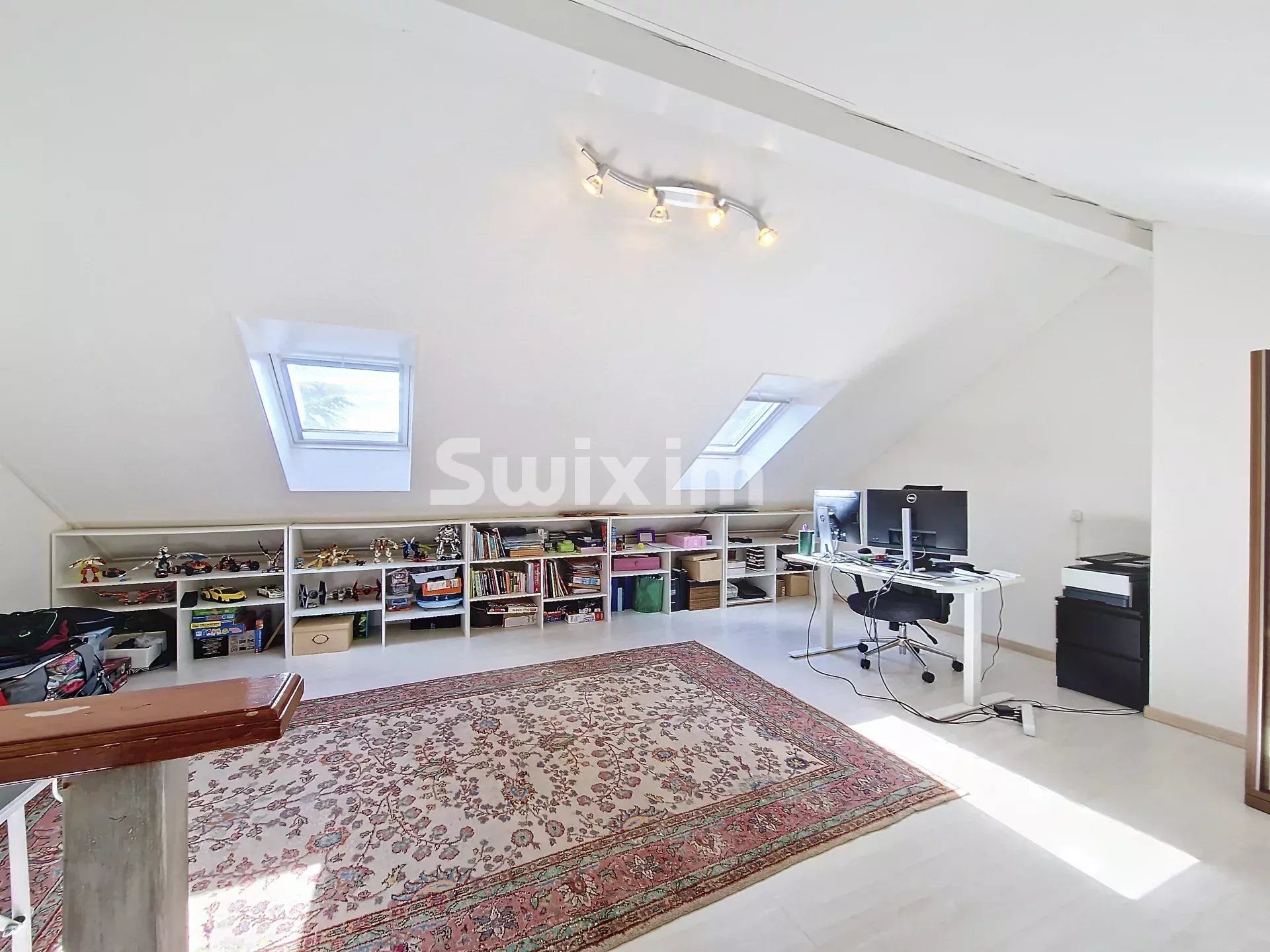 maison 7 Pièces en location sur Lancy (1212)
