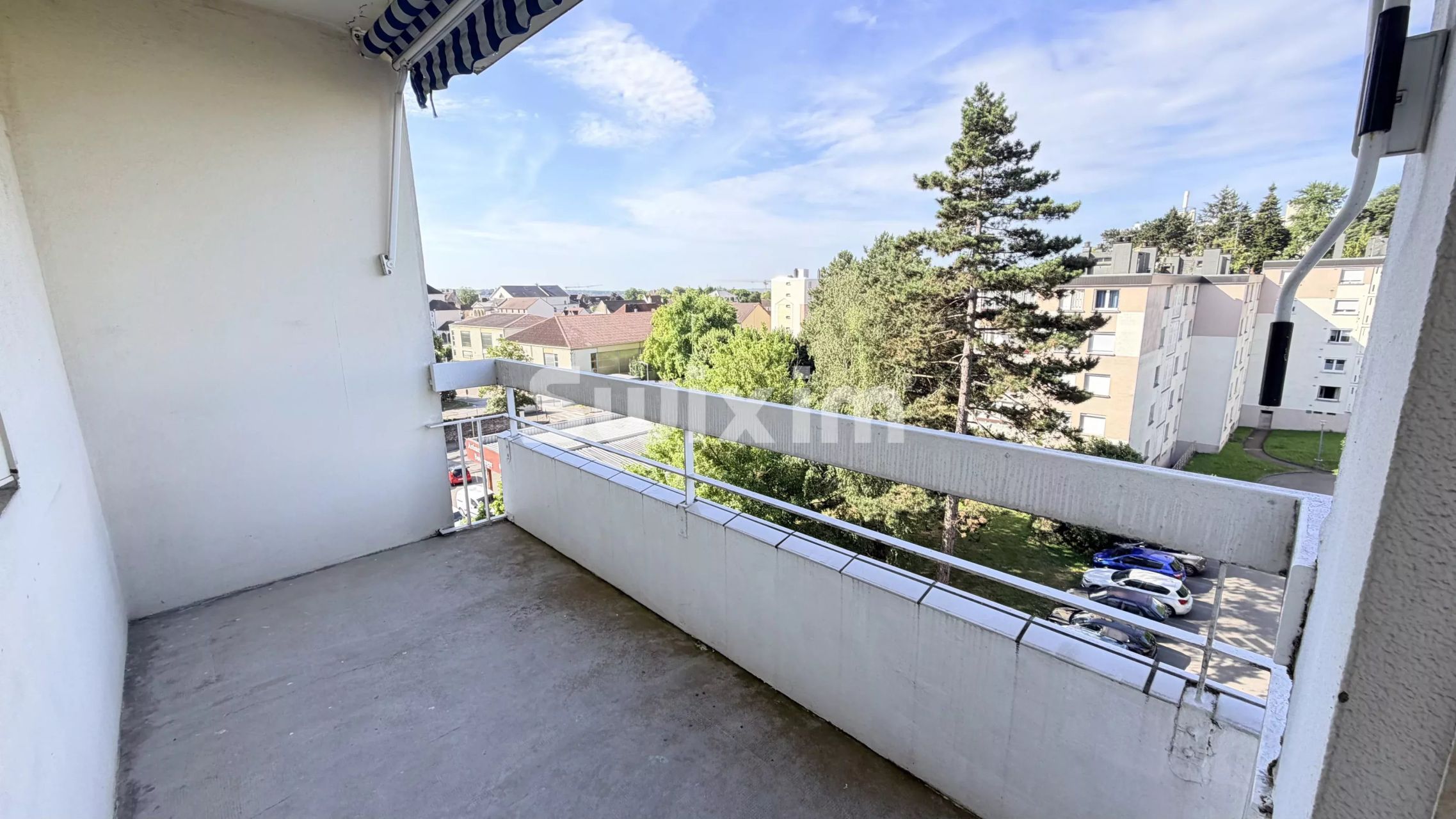 appartamento 5 Camere in vendita su Dole (39100)