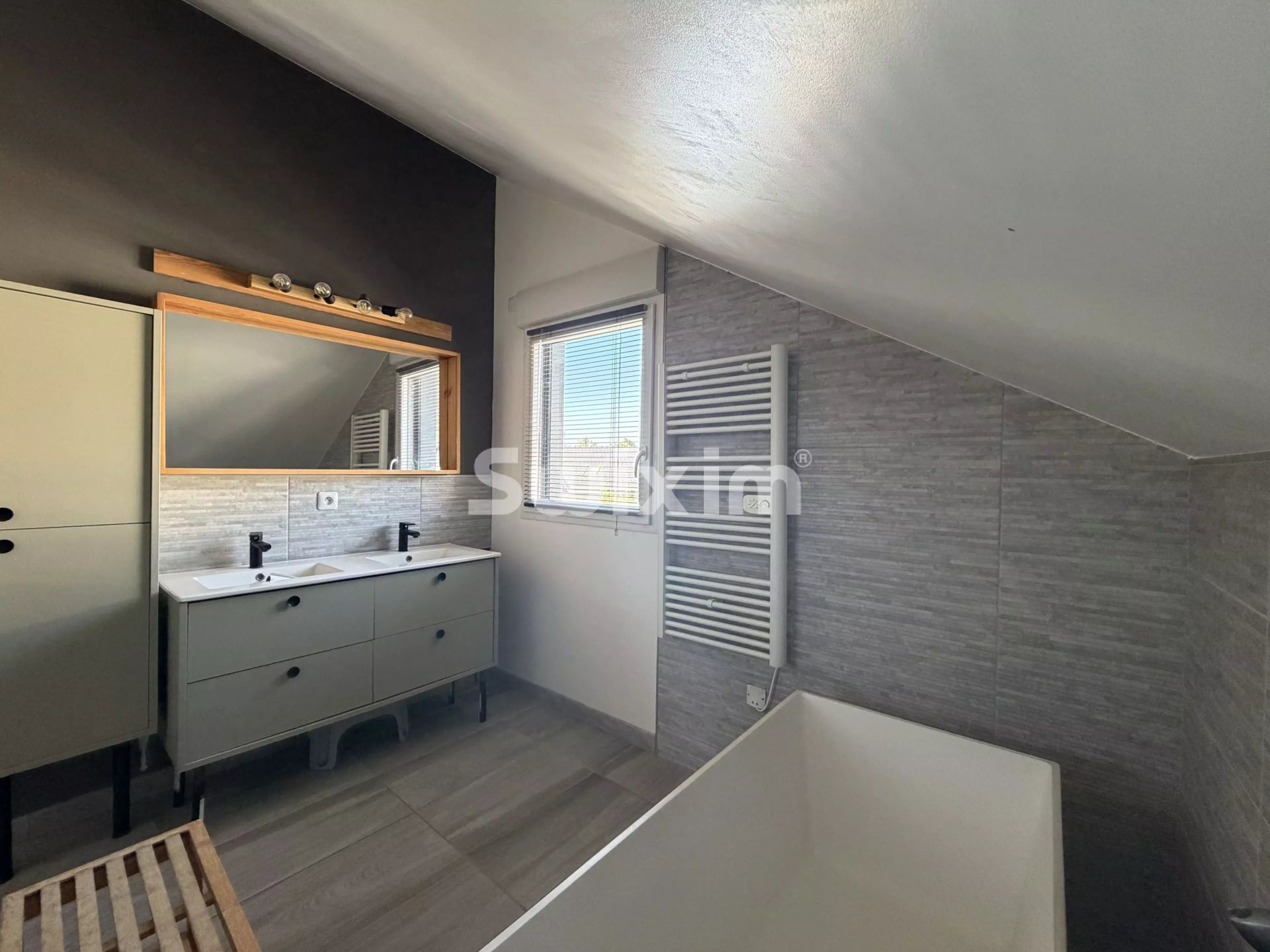 casa 4 Quartos para venda sobre Nonglard (74330)