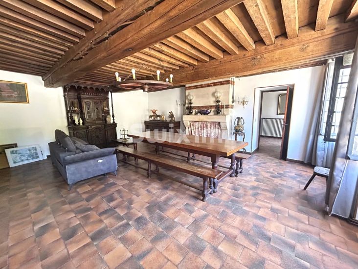 Sale House Joux-la-Ville 9&nbsp;Rooms 242&nbsp;m²