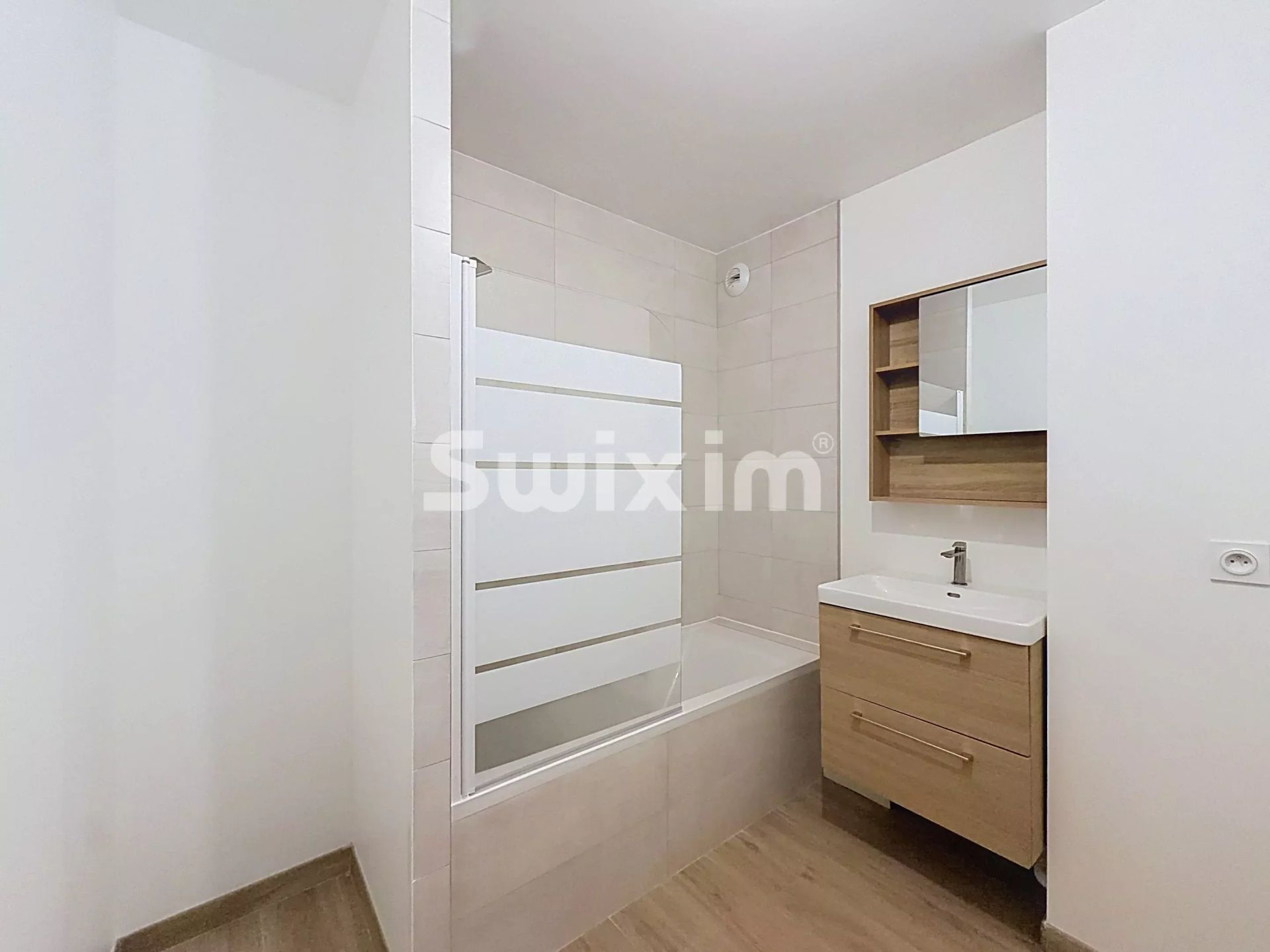 apartamento 4 Quartos para venda sobre Prévessin-Moëns (01280)