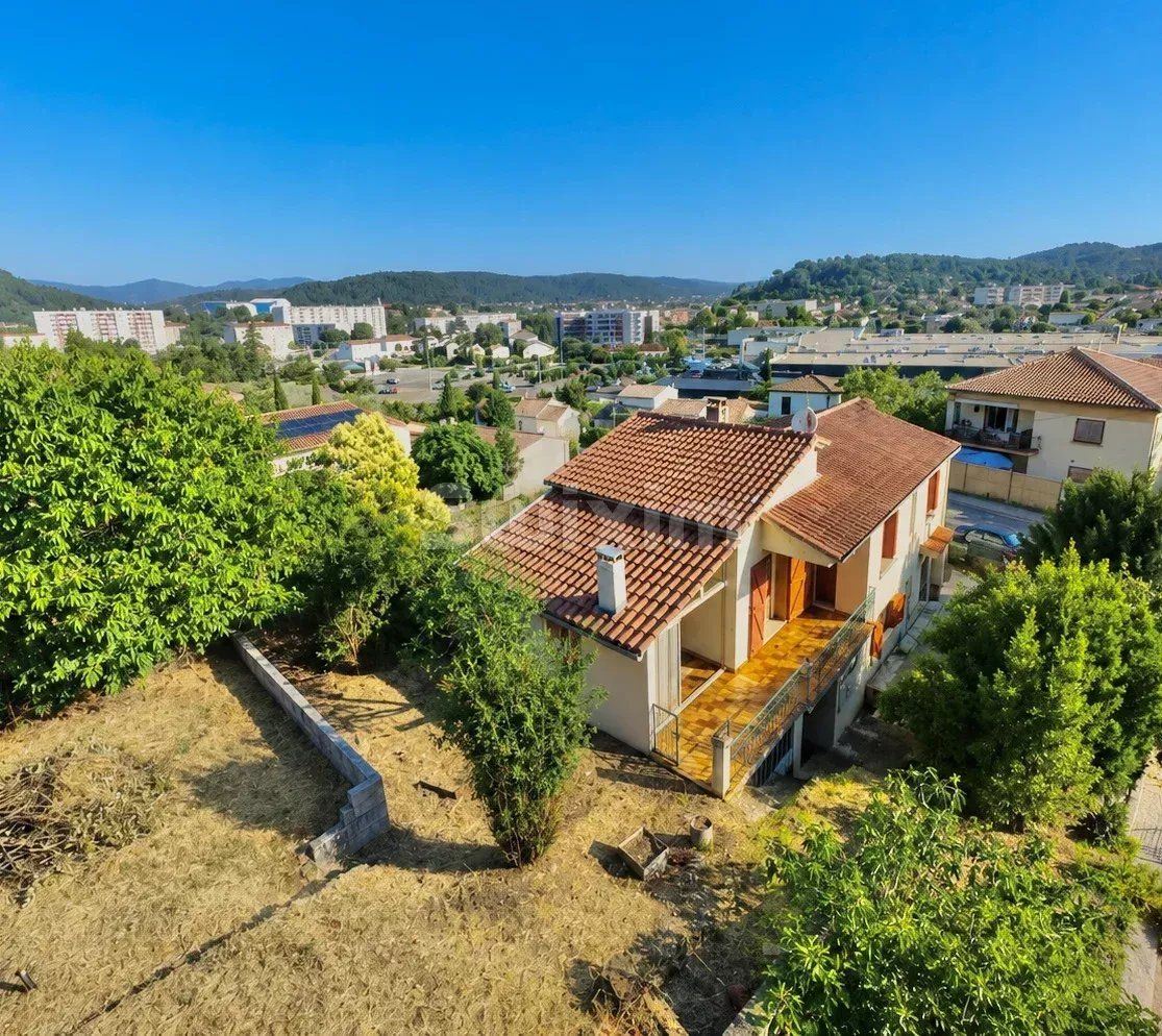 casa 6 Salas en venta en Alès (30100)