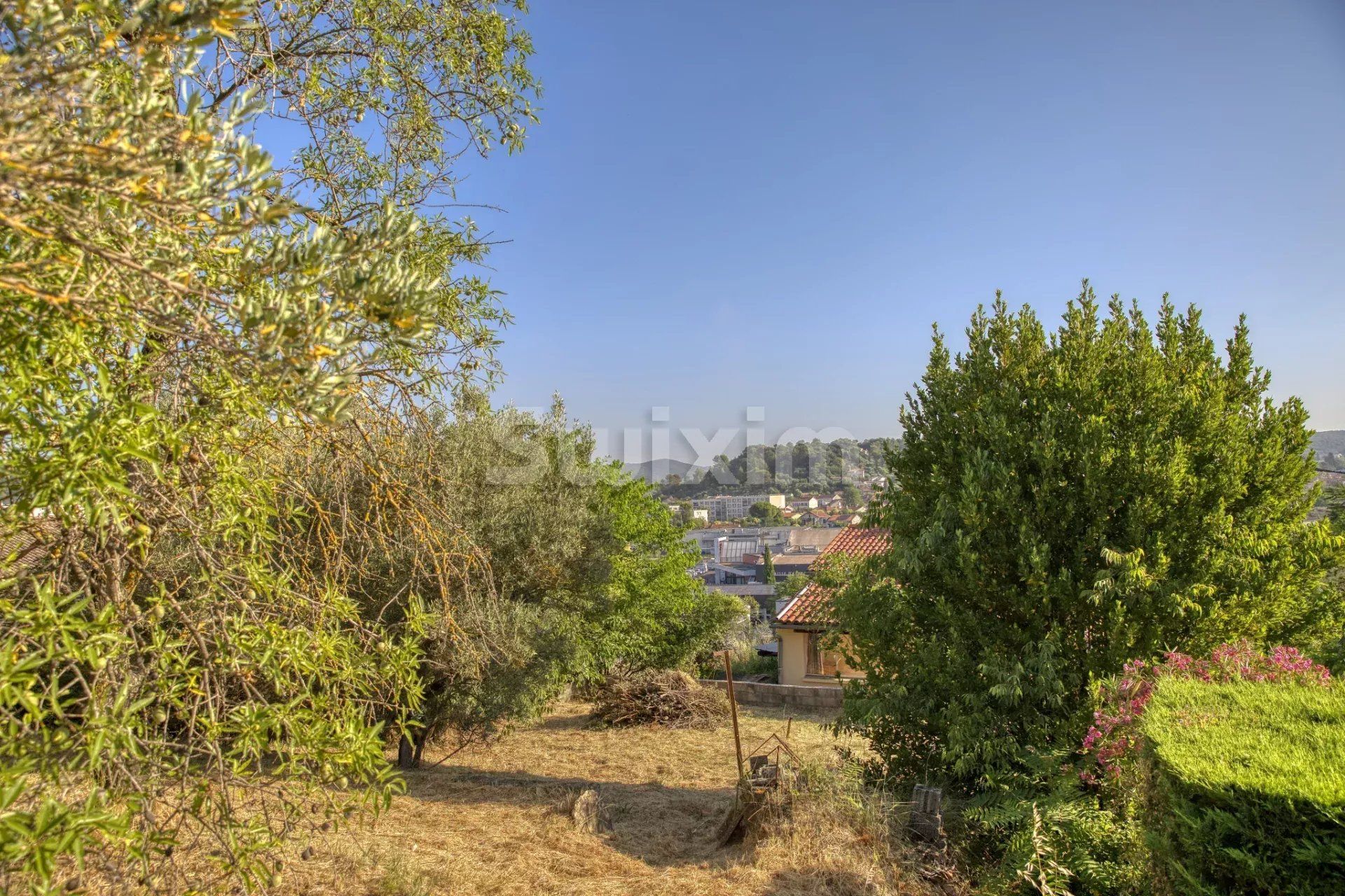casa 6 Salas en venta en Alès (30100)