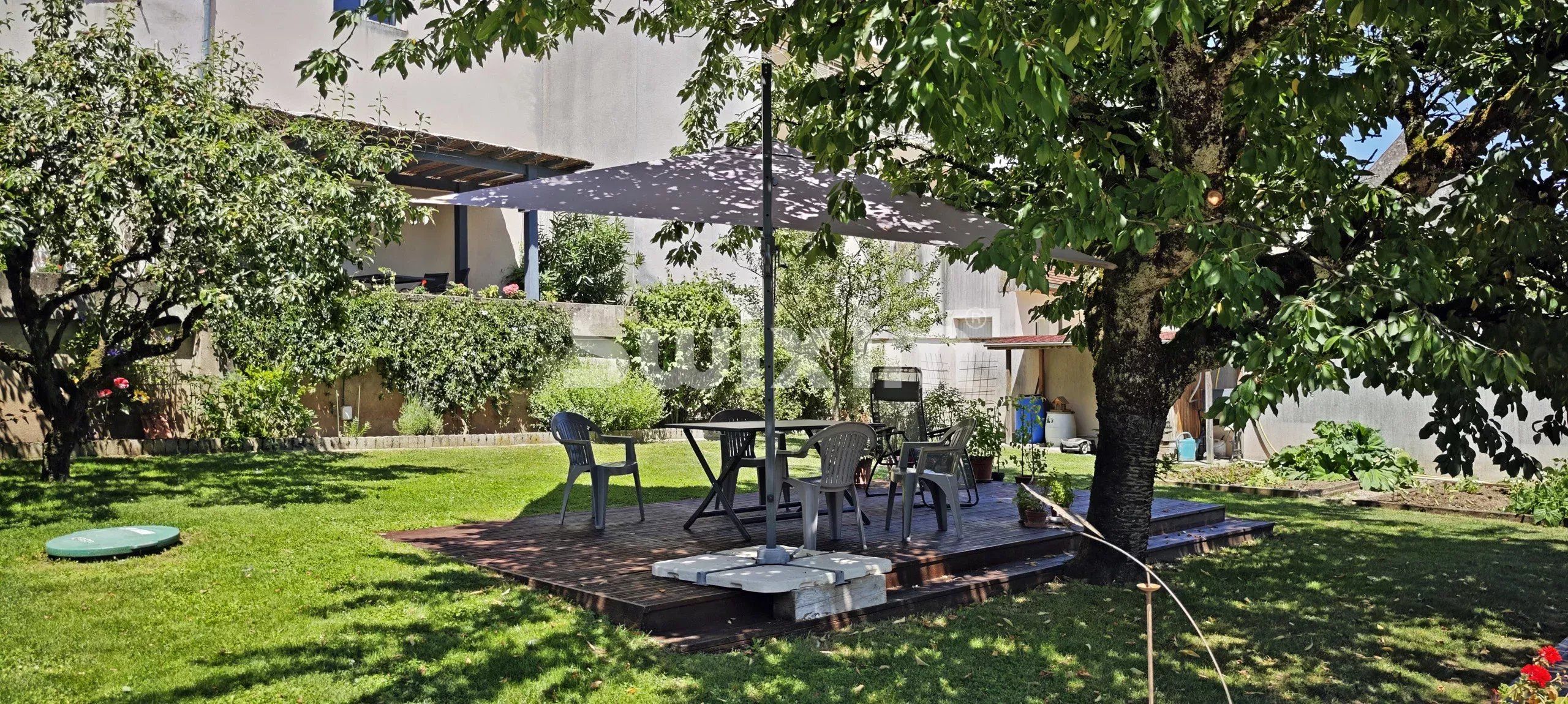 casa 9 Camere in vendita su Pesmes (70140)