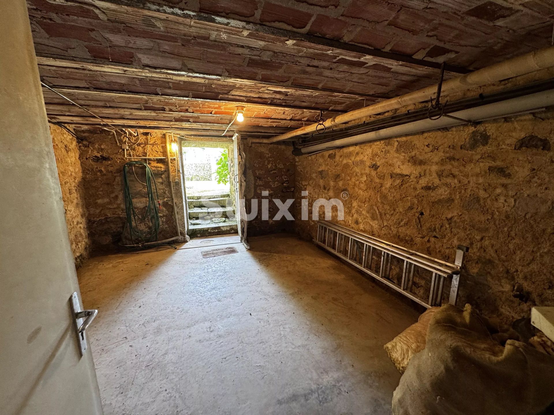 casa in vendita su Domecy-sur-Cure (89450)