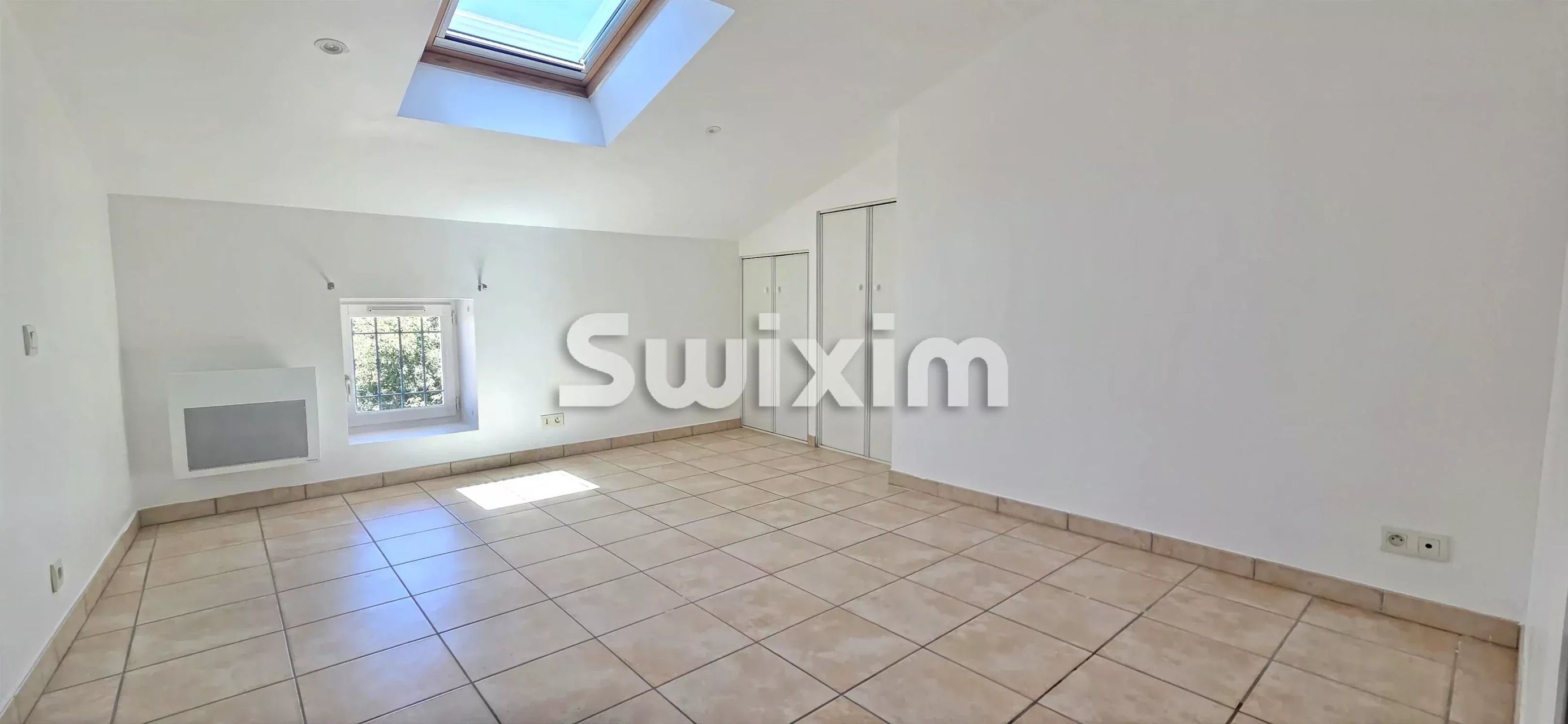 casa 4 Quartos para aluguer sobre Caderousse (84860)