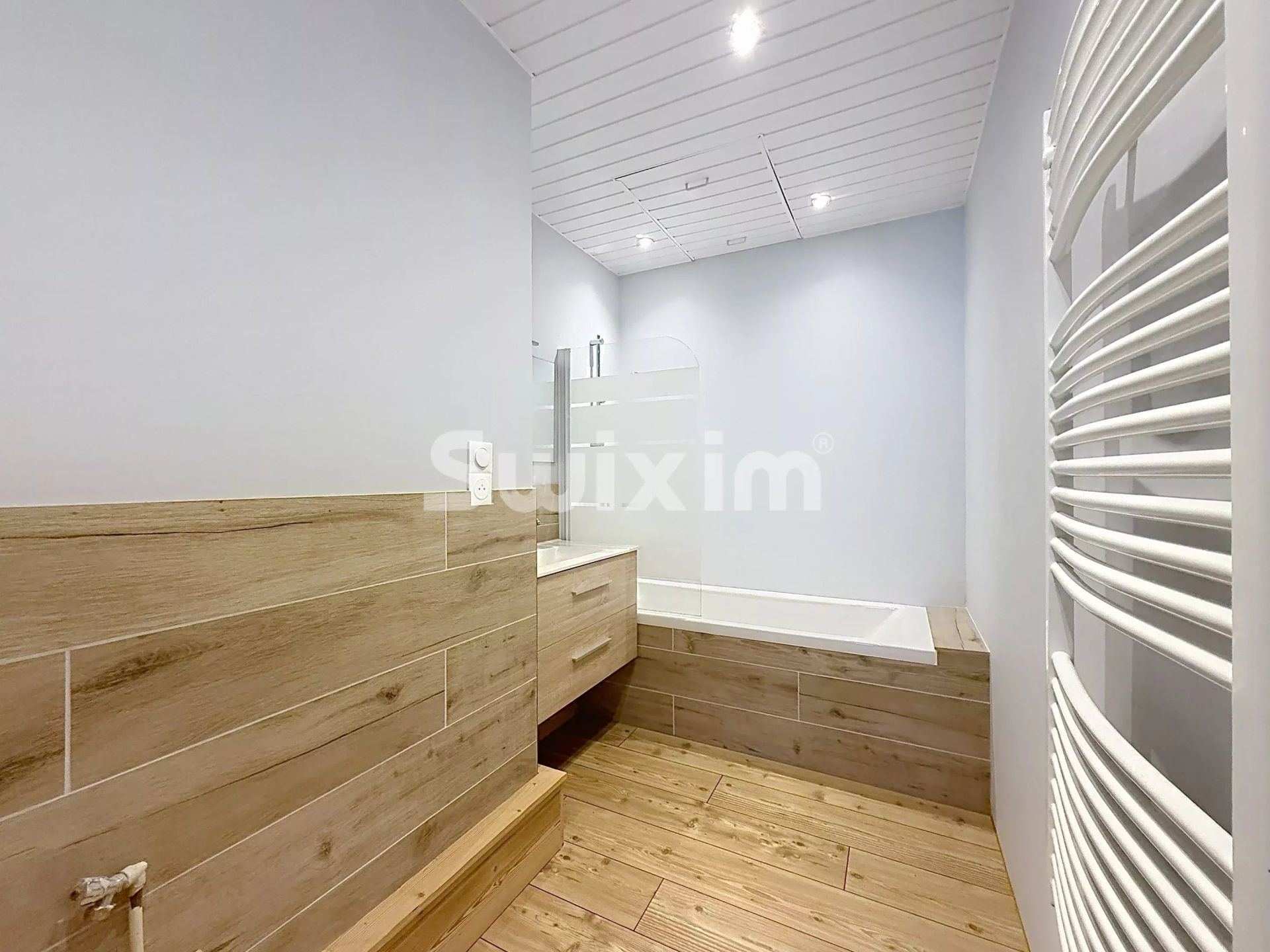 appartement 3 Zimmer zum verkauf auf Chevry (01170)