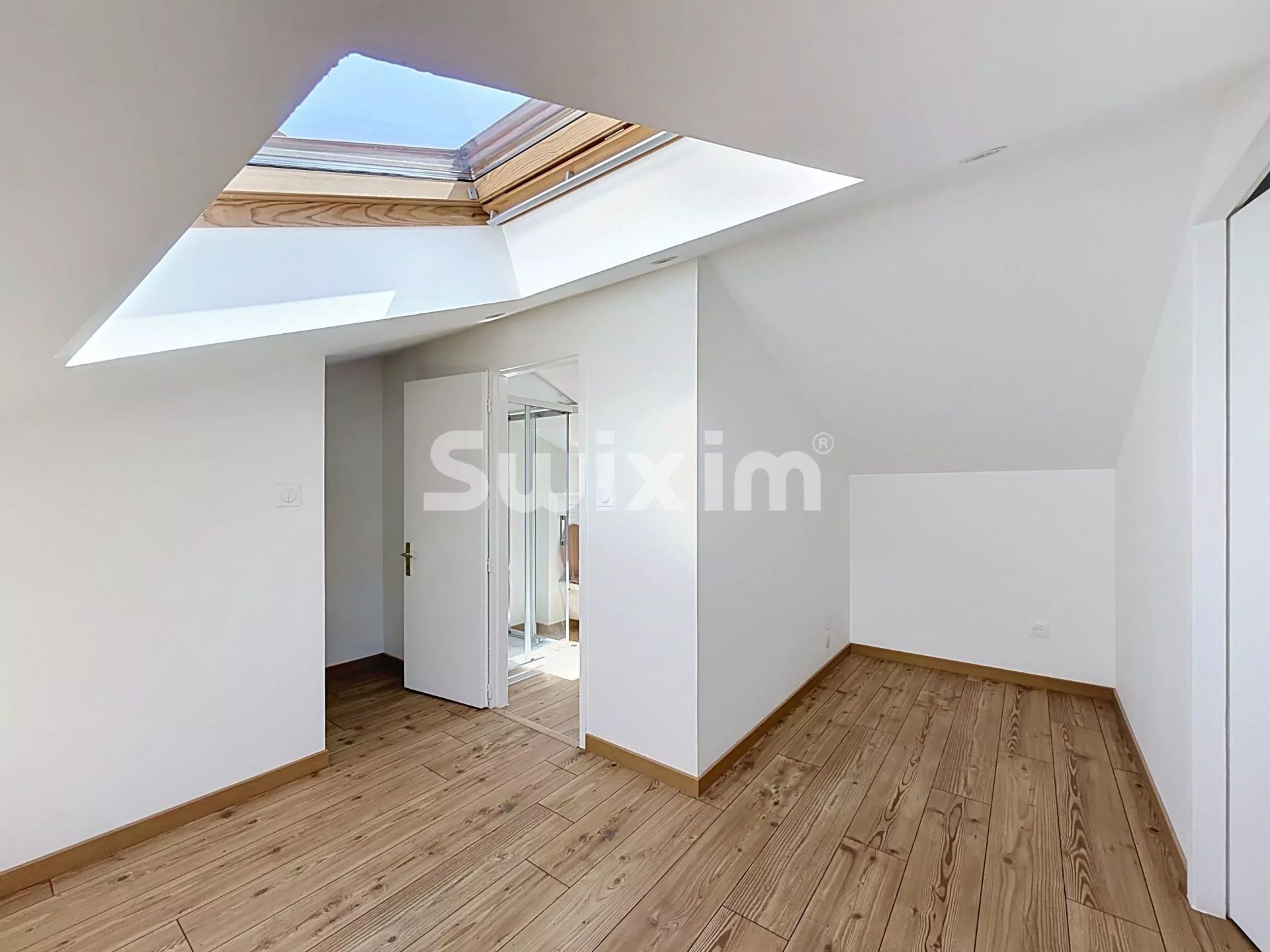 appartement 3 Zimmer zum verkauf auf Chevry (01170)
