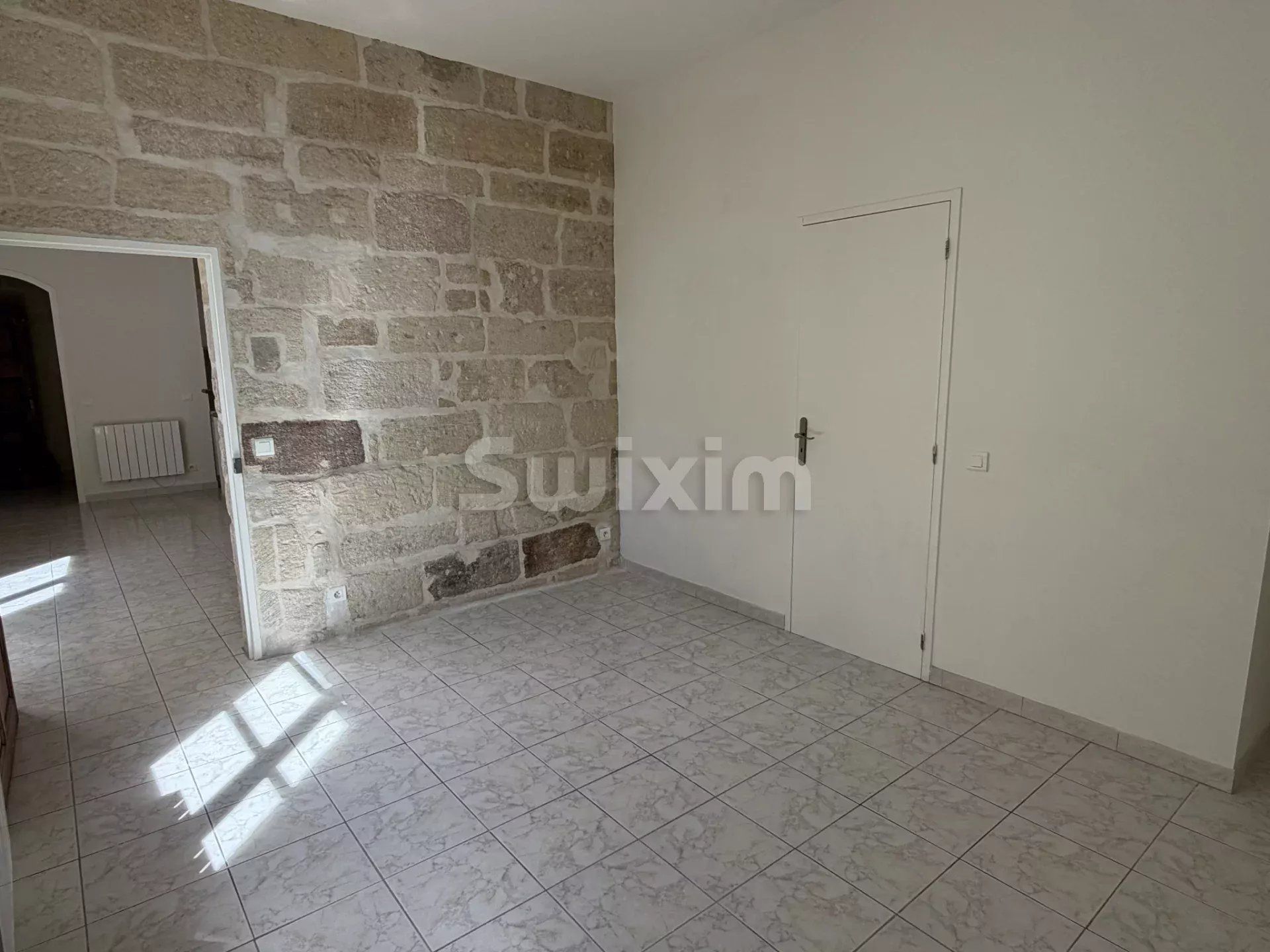 apartamento 2 Quartos para aluguer sobre Uzès (30700)