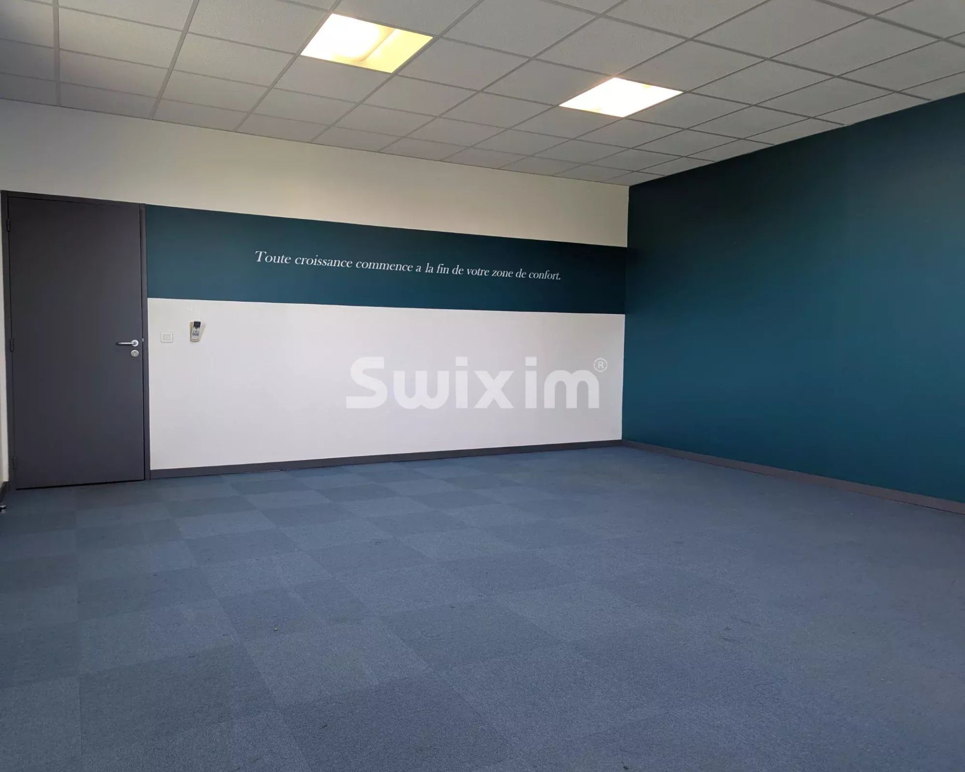 instalações comerciais 1 sala para aluguer sobre Péronnas (01960)