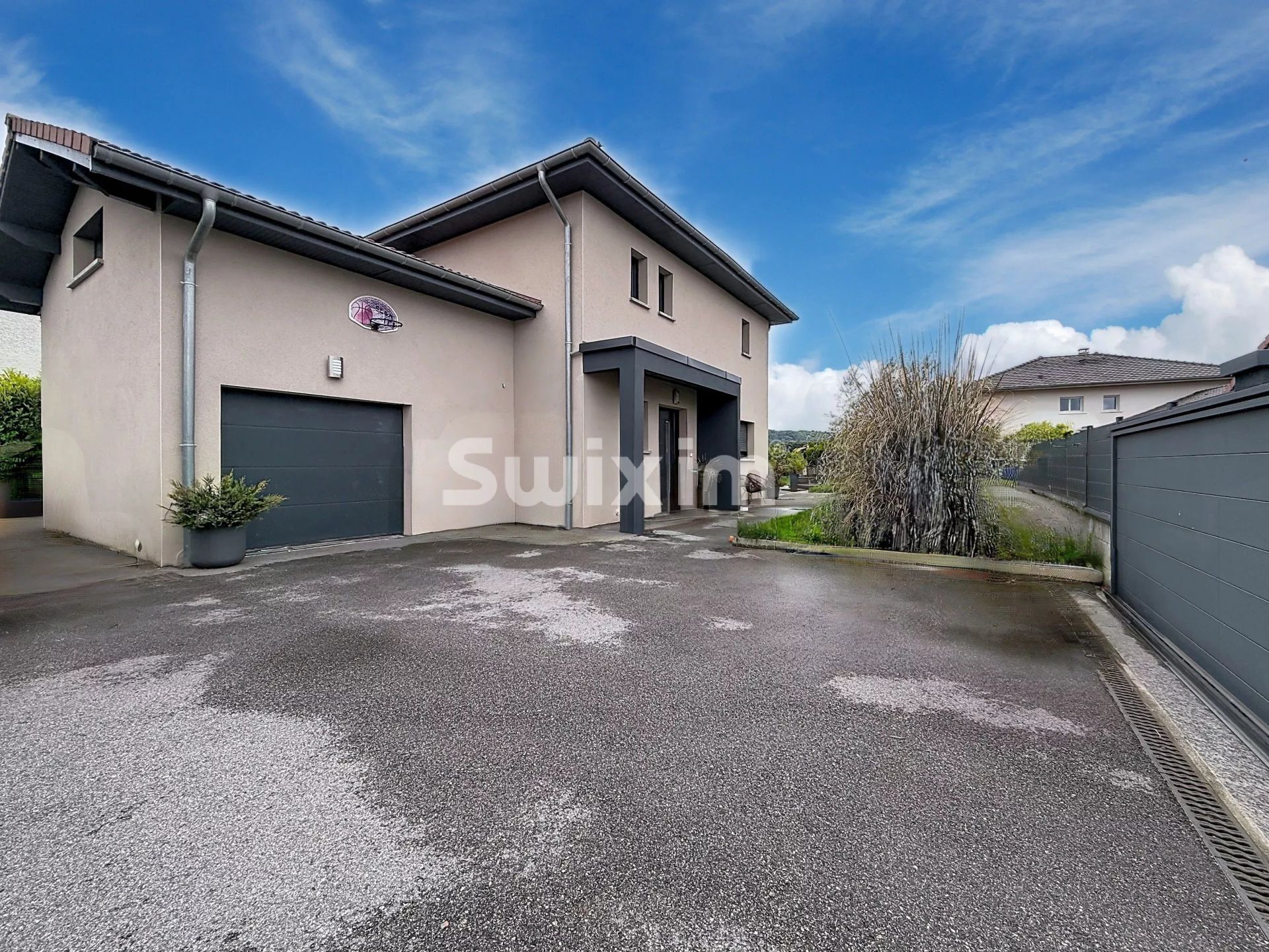 house 4 Rooms for sale on Feigères (74160)